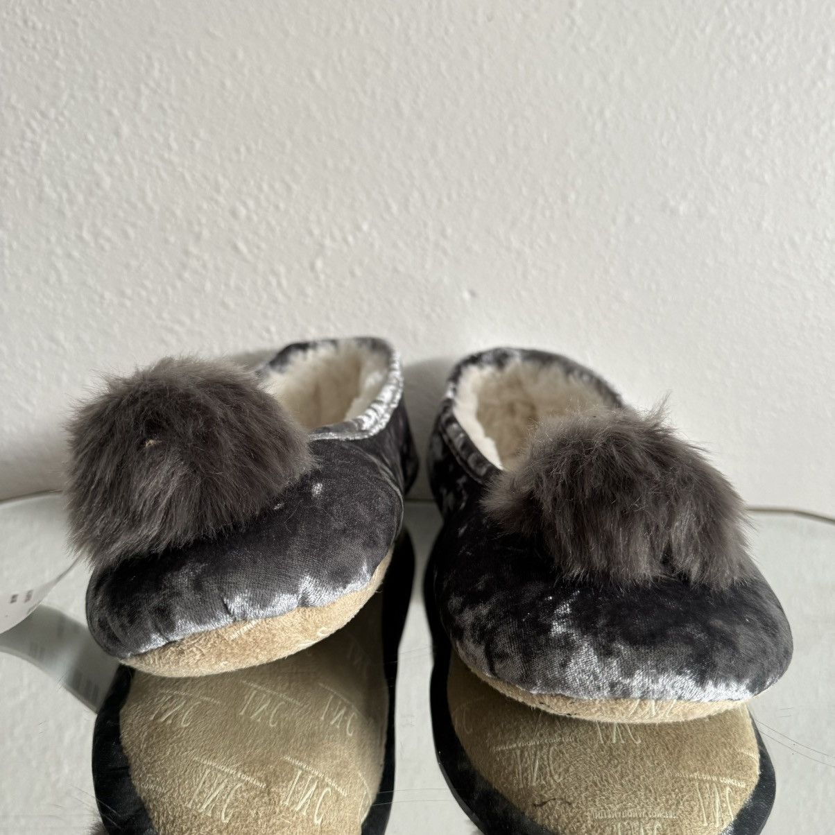 I.N.C INC Grey Crushed Velvet Pom Pom Tinkerbell House Slippers Size US 11 / IT 41 - 6 Thumbnail
