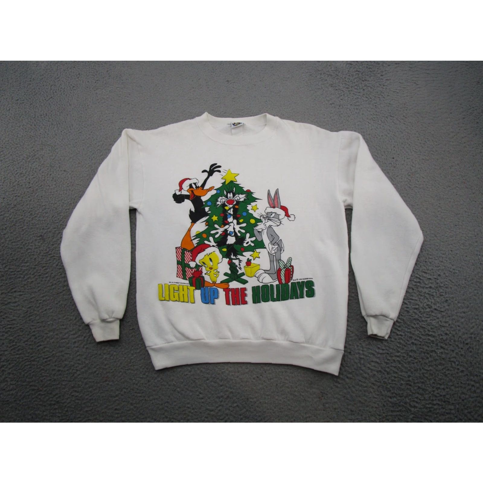Vintage VINTAGE Looney Tunes Sweatshirt White Crew Neck Long Sleeve Mens M Bugs Bunny Holiday Graphic Print 1996 Winter Size US M / EU 48-50 / 2 - 2 Thumbnail