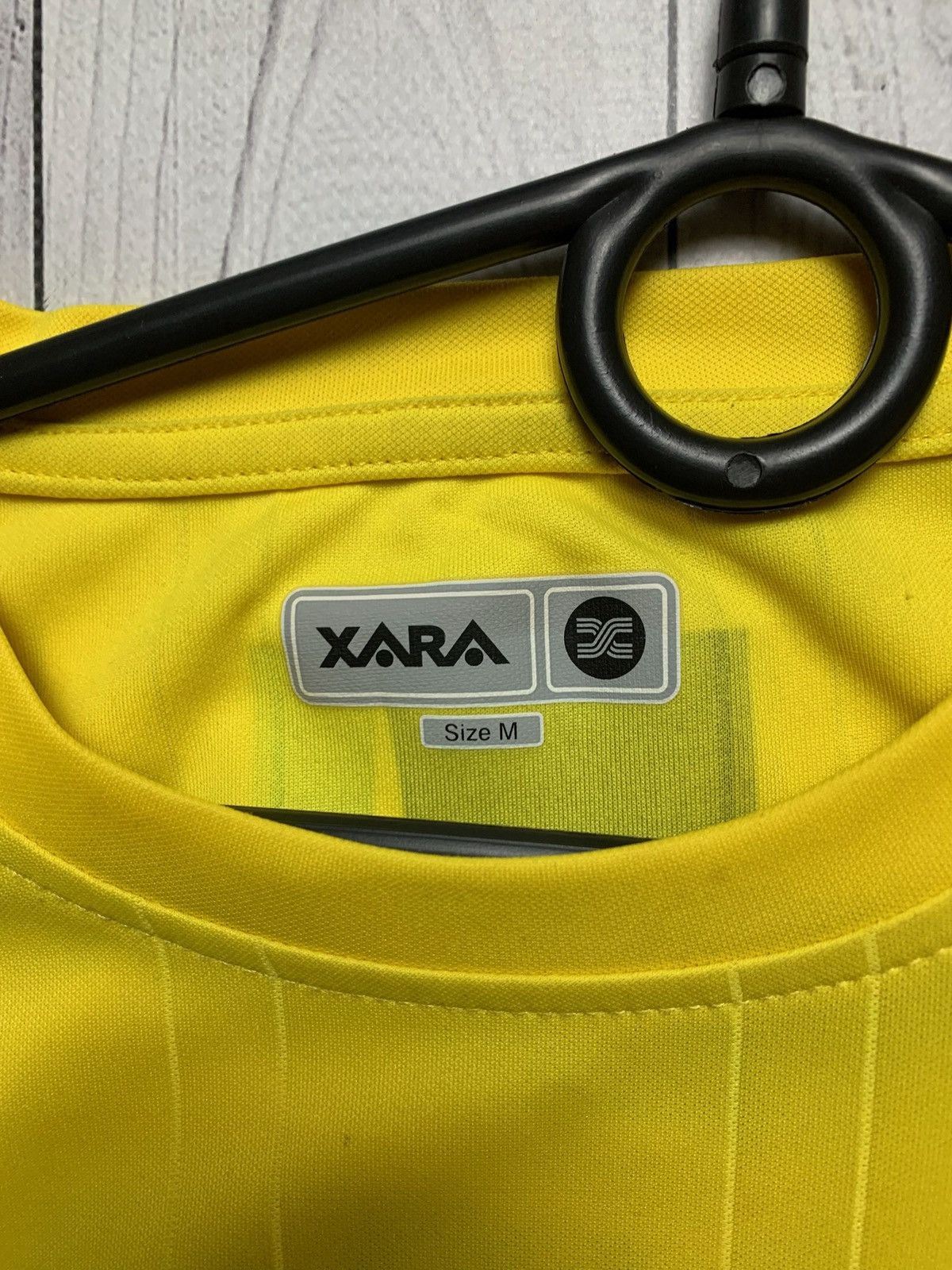 Vintage Vintage Norwich soccer jersey size M yellow XARA Size US M / EU 48-50 / 2 - 6 Thumbnail