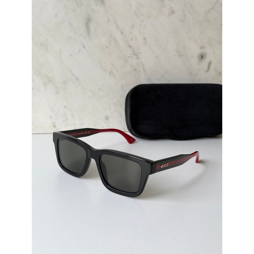 Gucci NEW Gucci GG1869S Black Squared Sunglasses $515 Size ONE SIZE - 3 Thumbnail