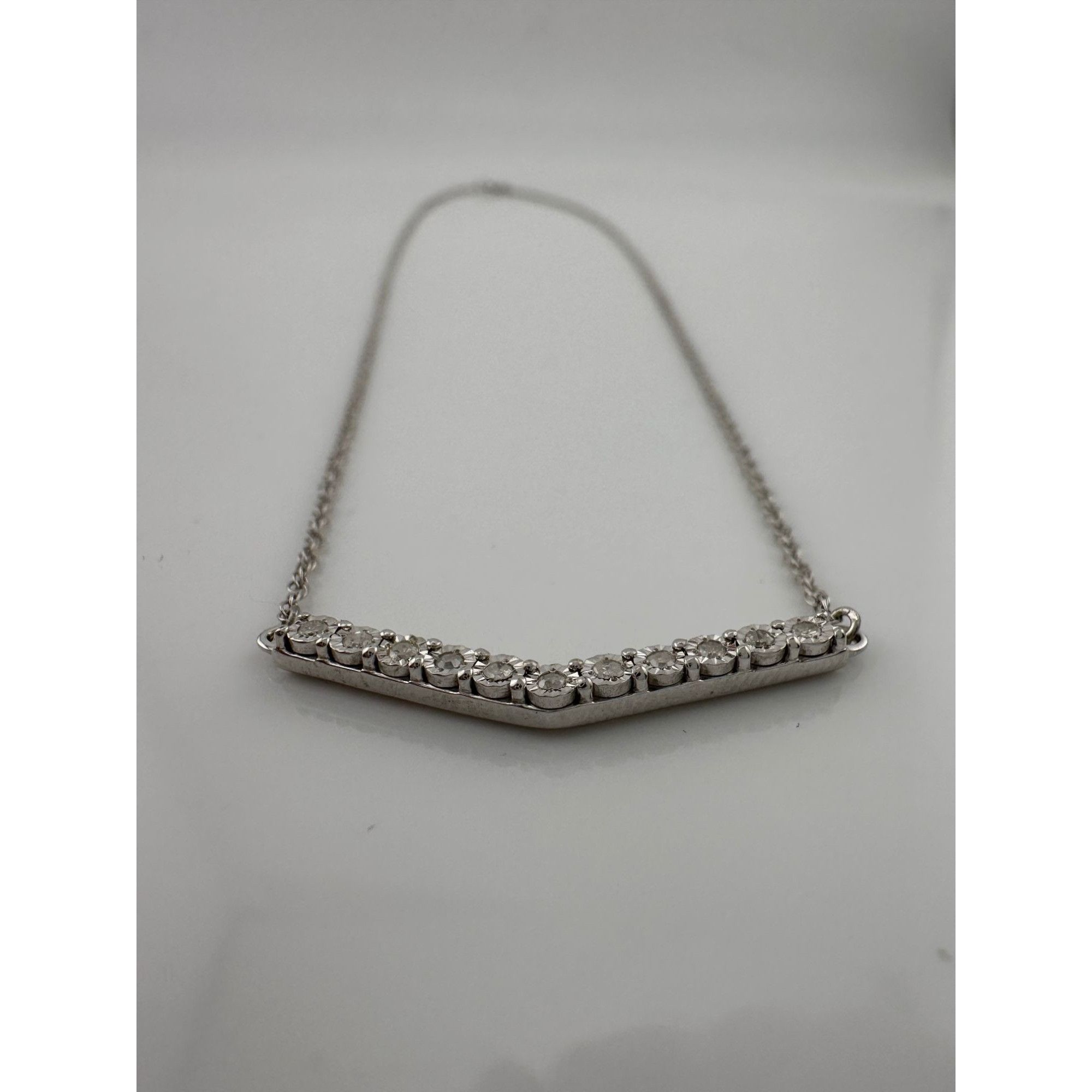 Other Chevron Illusion Set Diamond Bar Necklace Size ONE SIZE - 8 Thumbnail