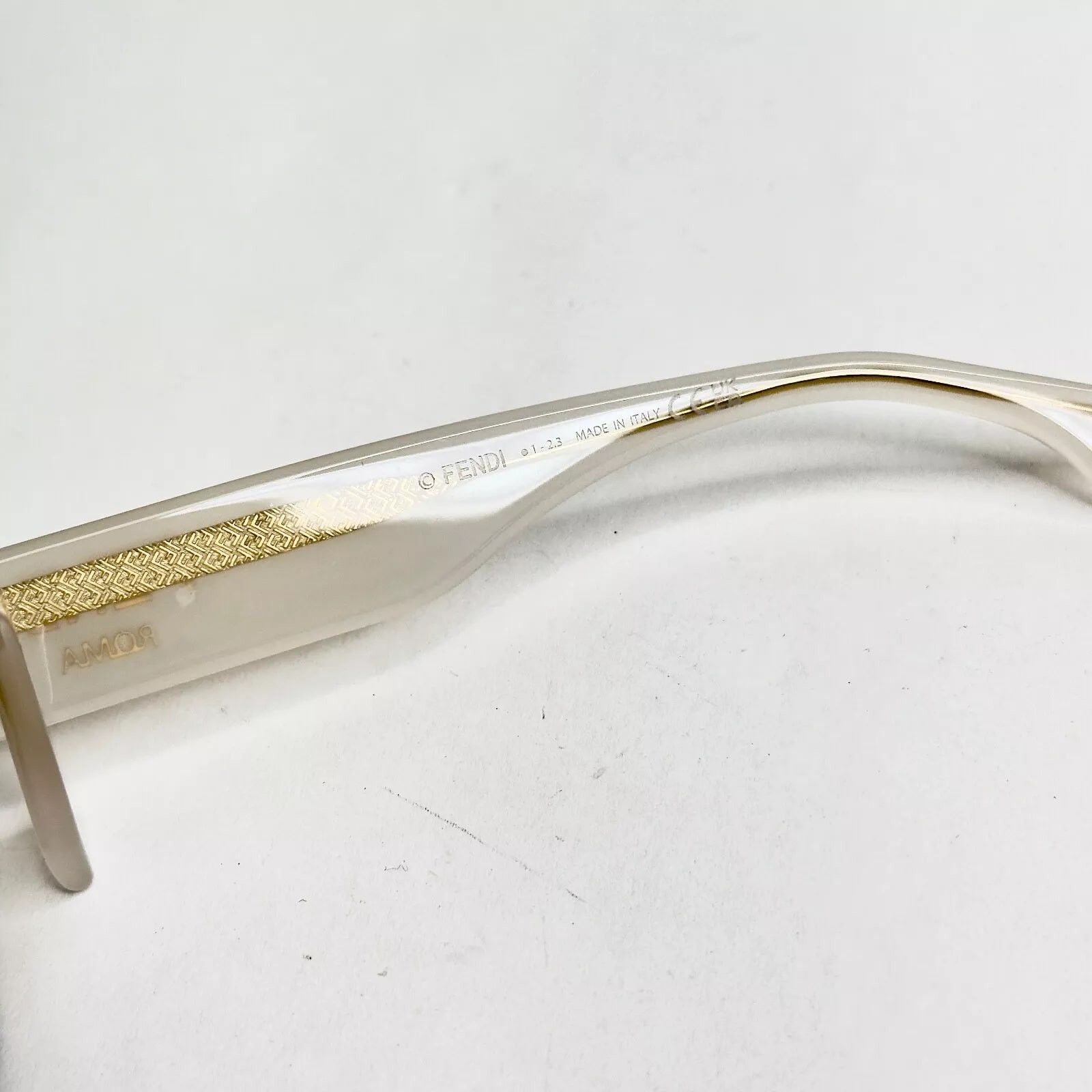 Fendi FENDI ROMA 40100 White Pearl Fashion Sunglasses FE40100I Size ONE SIZE - 6 Thumbnail