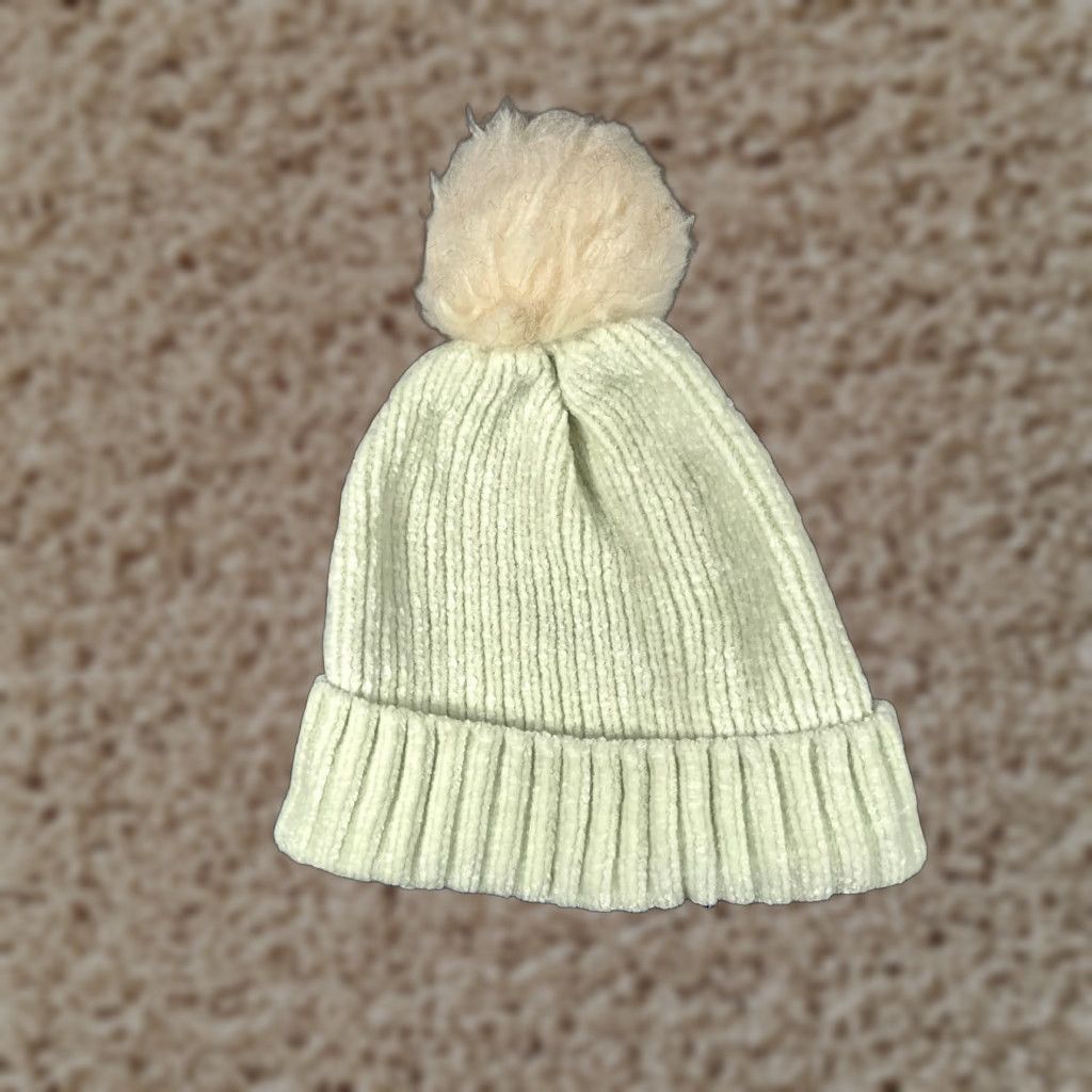 Vintage Tucker Tate Beanie Toque Women One Size Green Knit 100% Polyester Snow Ski Pom Knit Hat Womens Beanie Size ONE SIZE - 1 Thumbnail