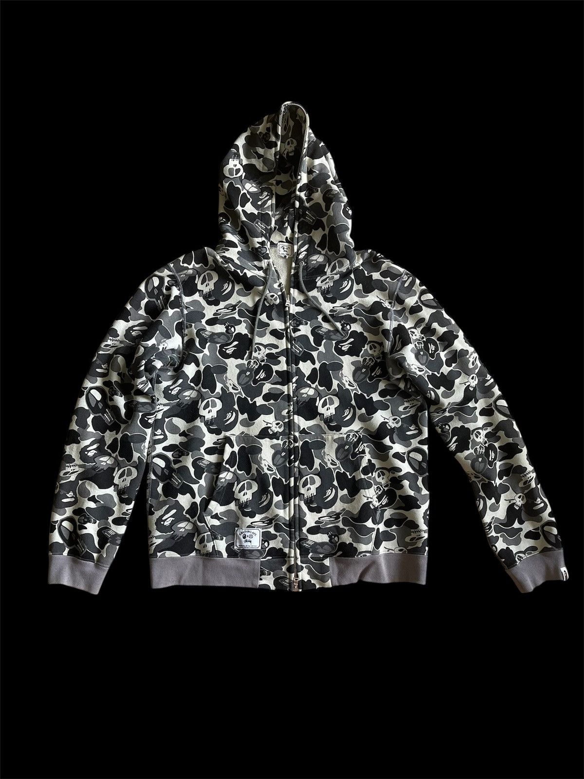 Other Bape x Stüssy Skull Camo Zipper Size US L / EU 52-54 / 3 - 1 Thumbnail