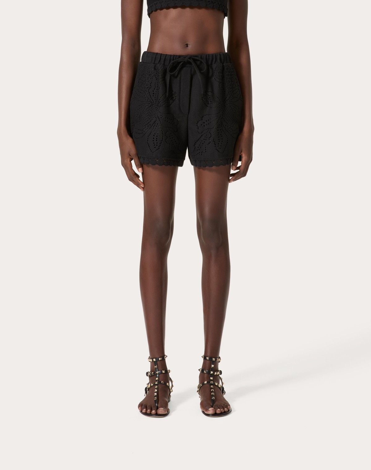 Valentino o1s1wg110525 Cotton Guipure Jardin Plat Shorts in Black Size 28" / US 6 / IT 42 - 4 Thumbnail