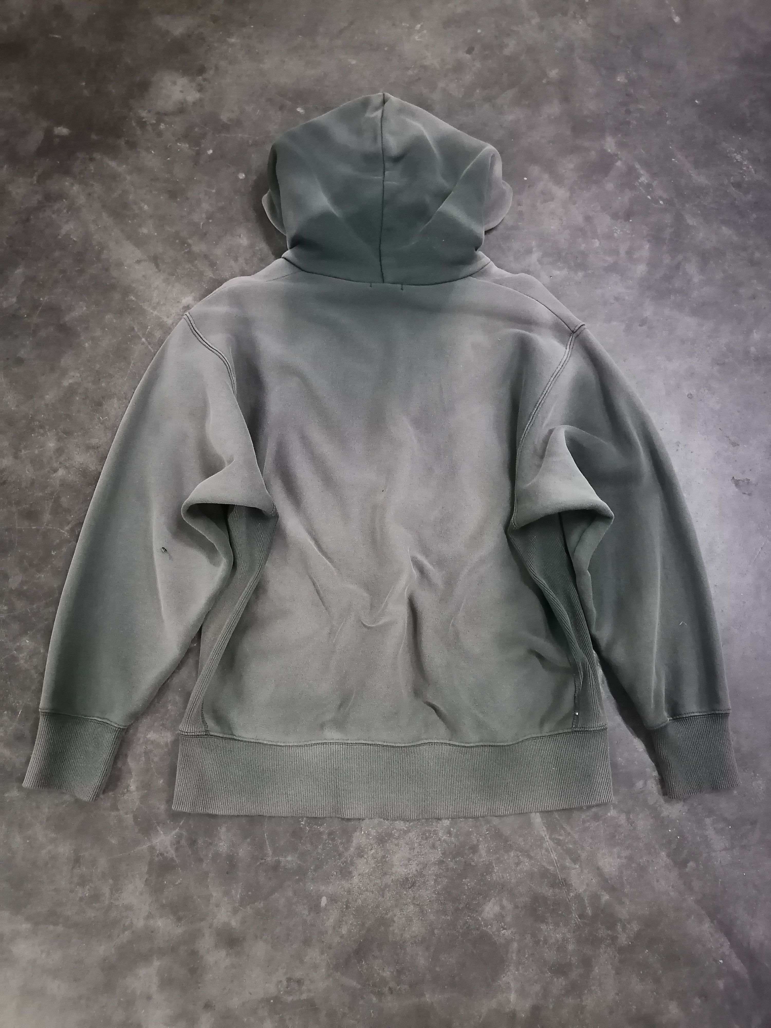 Japanese Brand Trashed Faded GU Reverse Weave Hoodies Size US L / EU 52-54 / 3 - 4 Thumbnail