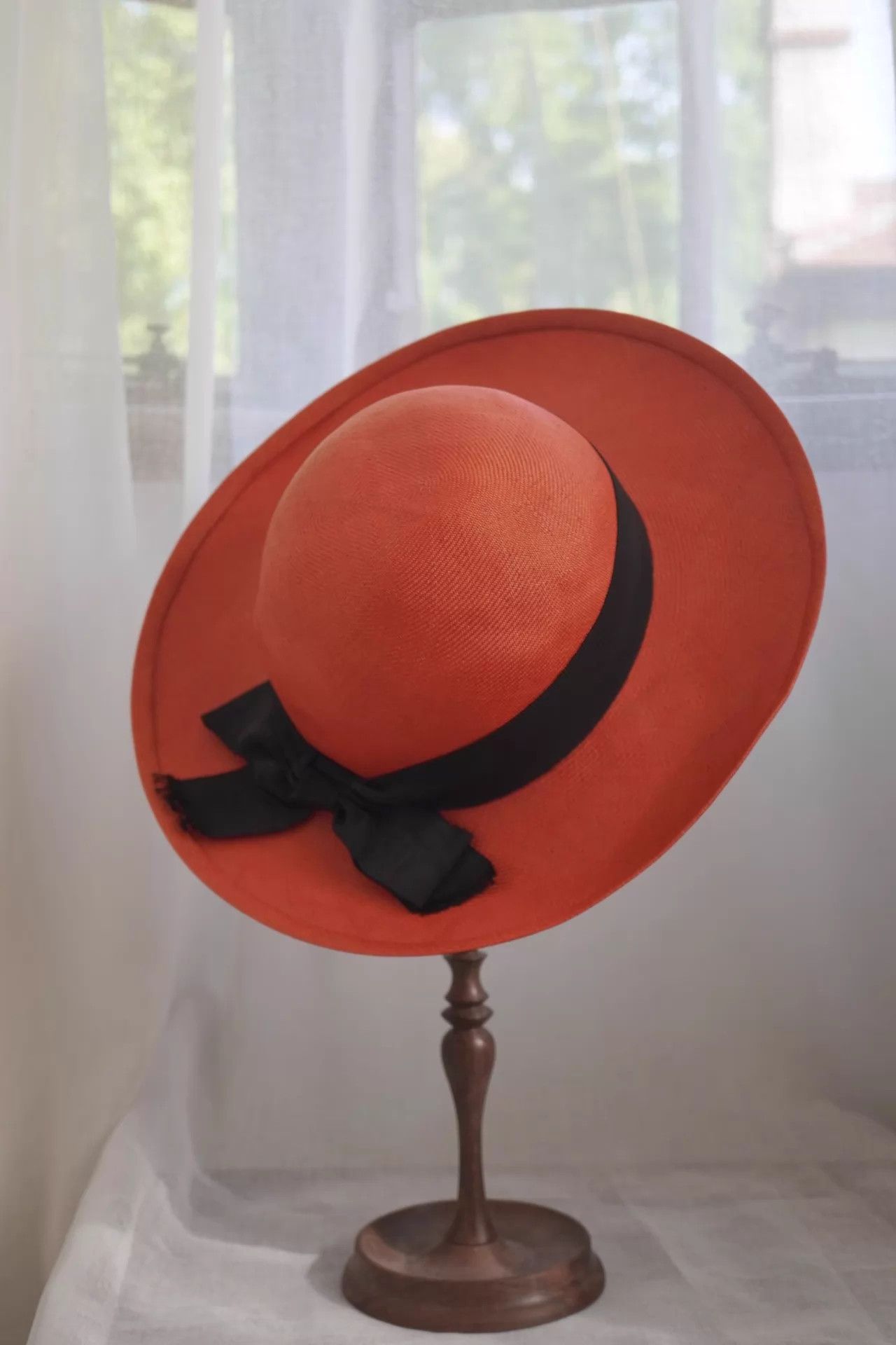 Chanel Chanel 80s Rare Orange-Red Wide-Brim Straw Hat 57 Size ONE SIZE - 2 Thumbnail