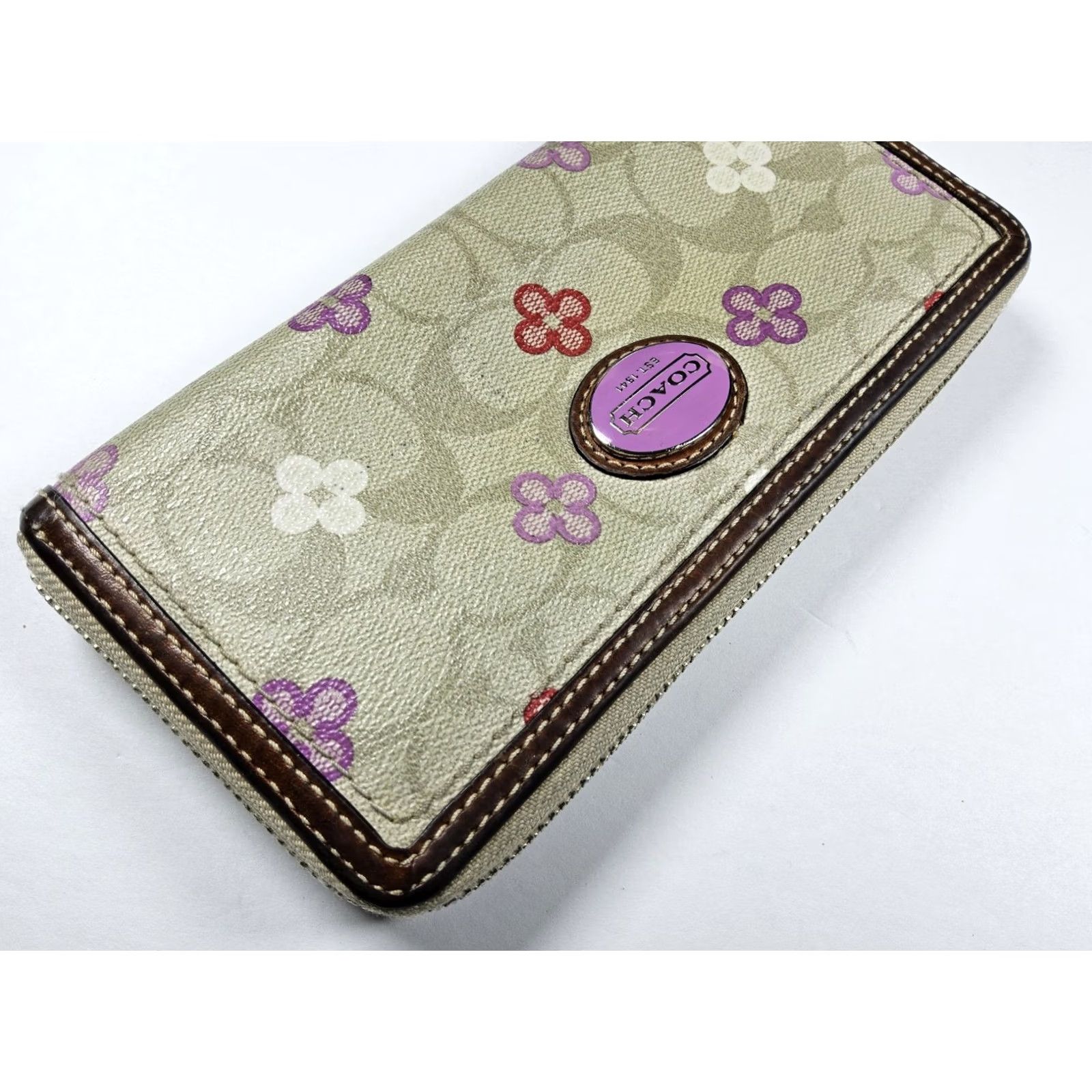 Coach Coach Wallet Zip Around Beige Floral Accordion DAMAGED Size ONE SIZE - 7 Thumbnail