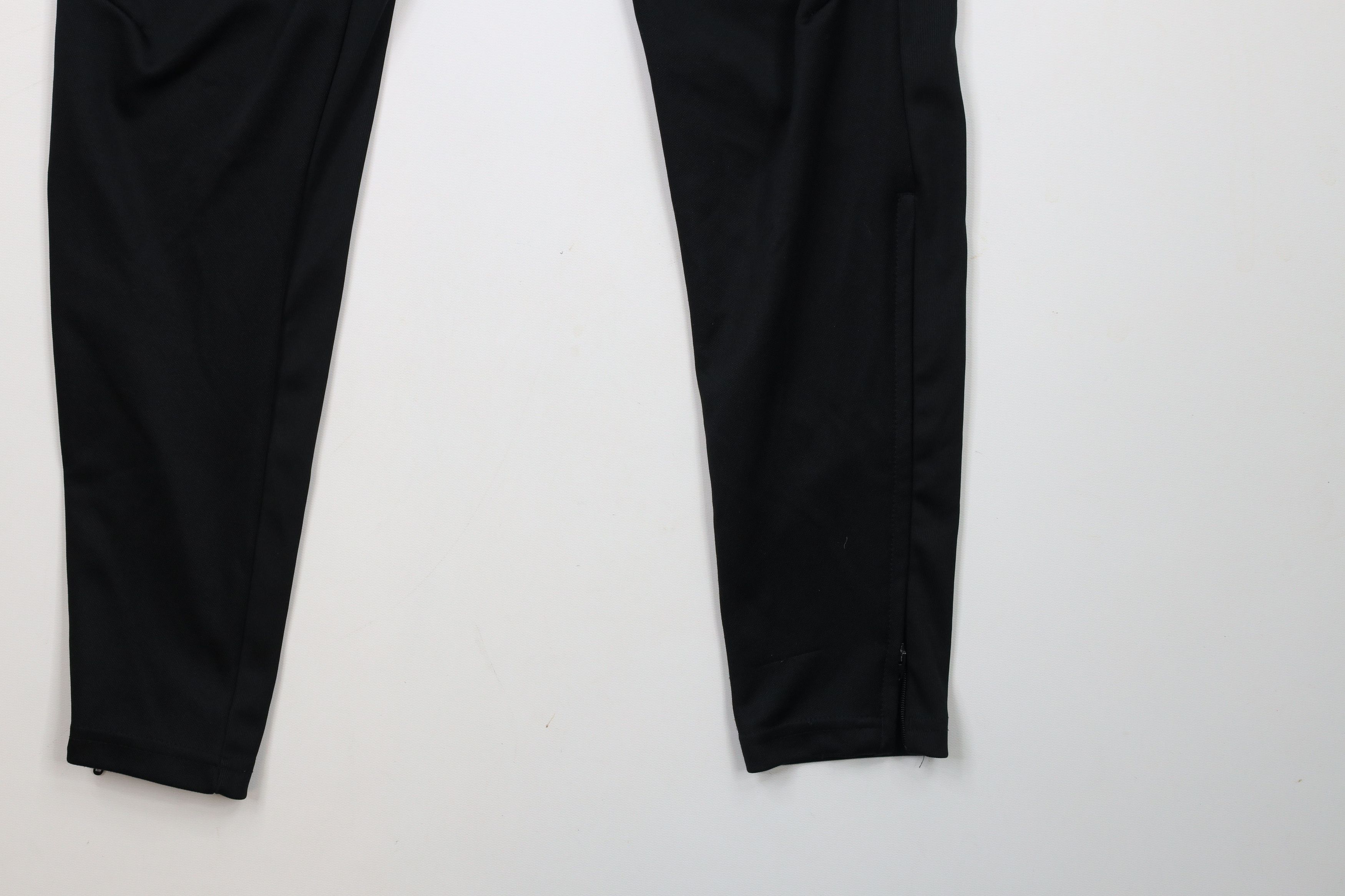 Adidas × Vintage Vintage Adidas Out Striped Tapered Leg Soccer Warm Up Pants Size US 32 / EU 48 - 5 Thumbnail