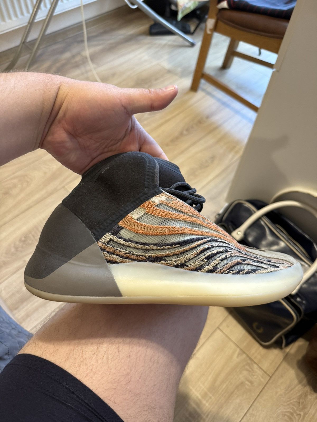 Yeezy Very nice Size US 11 / EU 44 - 3 Thumbnail