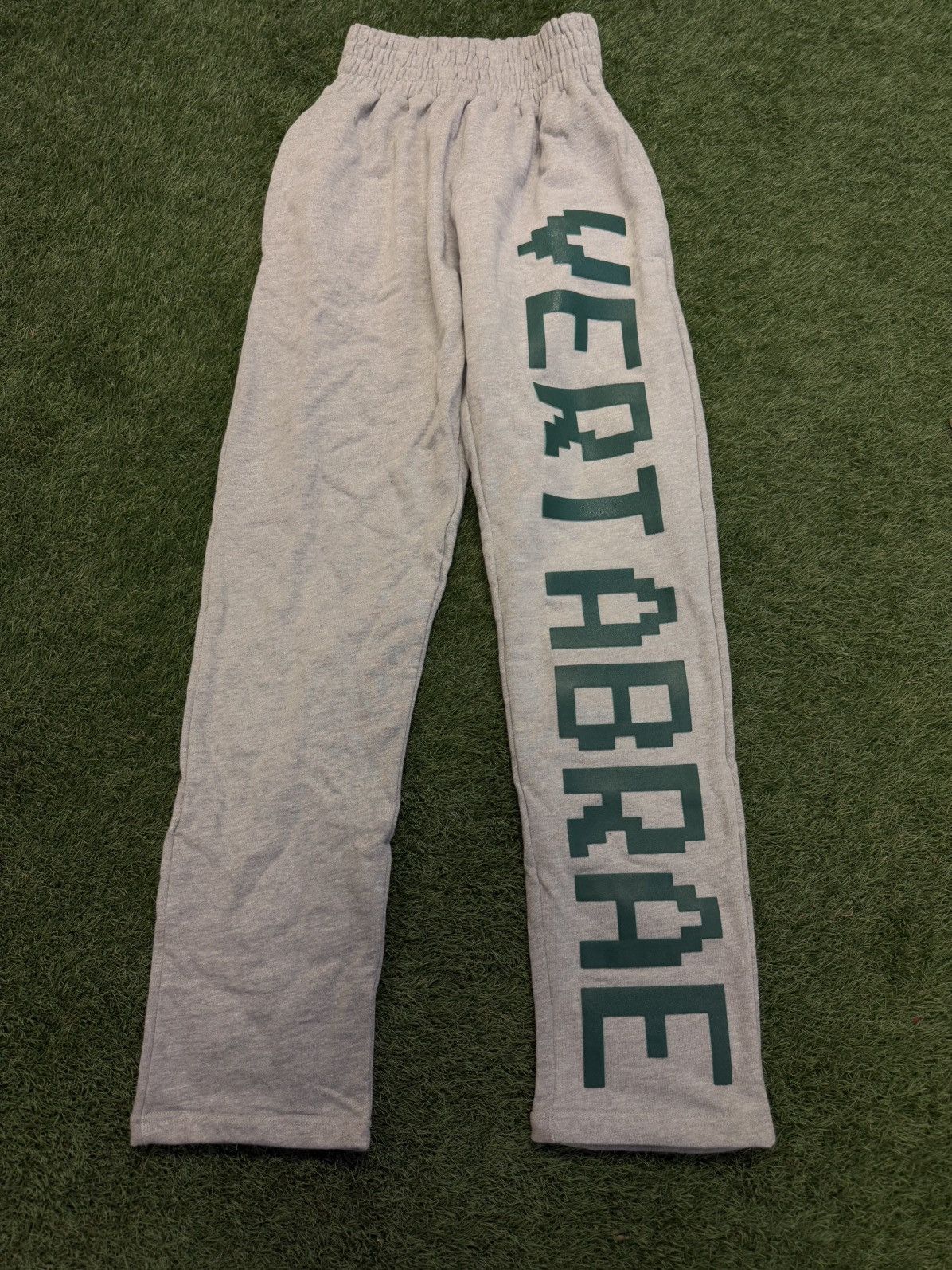 Vertabrae Vertabrae Sweatpants Size Large Grey/Green (NEW) Size US 34 / EU 50 - 1 Thumbnail