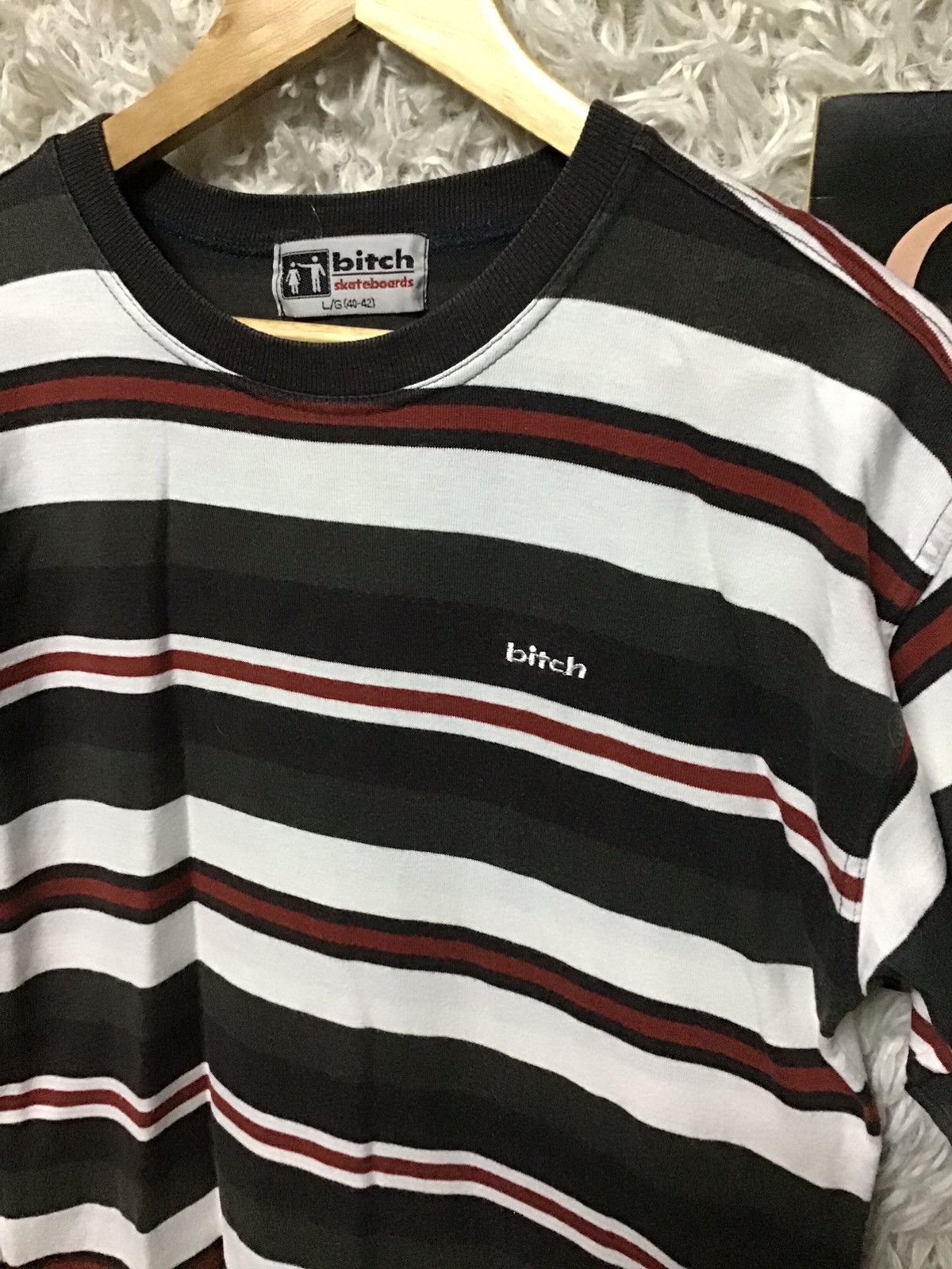 Other × Vintage Vintage bi*ch skateboarding stripe black red green white Size US M / EU 48-50 / 2 - 2 Thumbnail