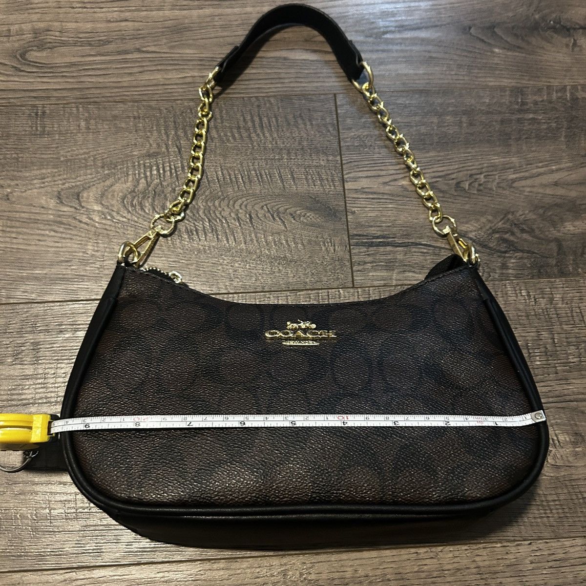 Coach Coach Signature Canvas Crescent / Half-Moon Shoulder Bag Size ONE SIZE - 2 Thumbnail