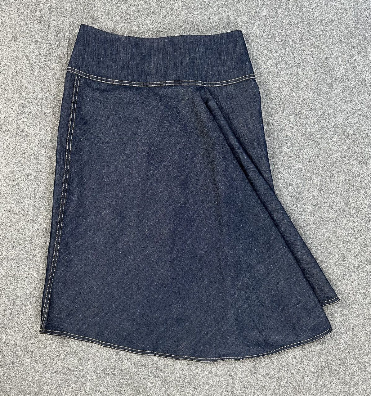 image of Hermes Hermés Knee Length Midi Skirt Indigo Old Clothes Material, Women's (Size 26)