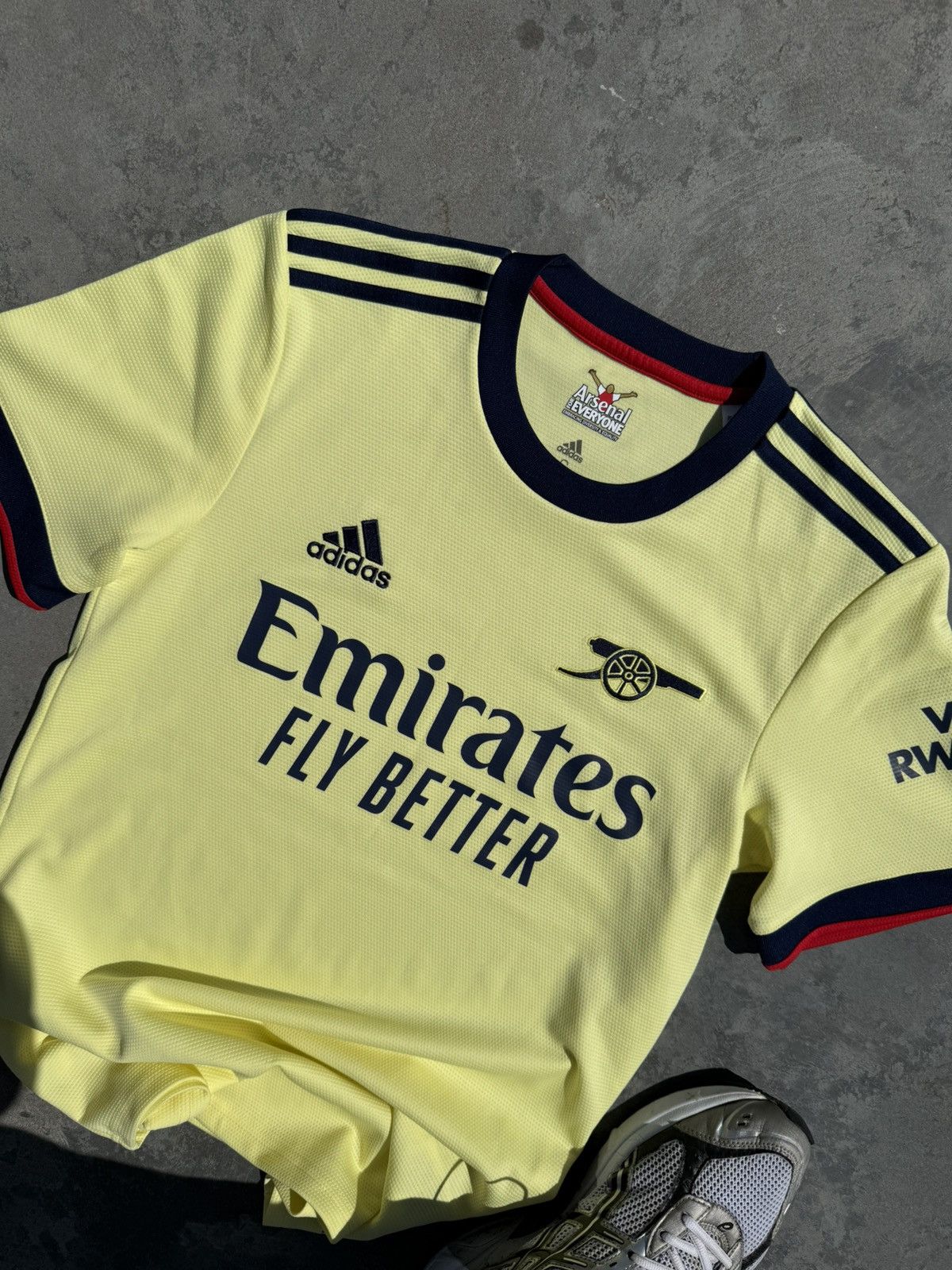 Adidas Arsenal London 2021 Soccer Football Blokecore Y2K Jersey Size US S / EU 44-46 / 1 - 8 Thumbnail