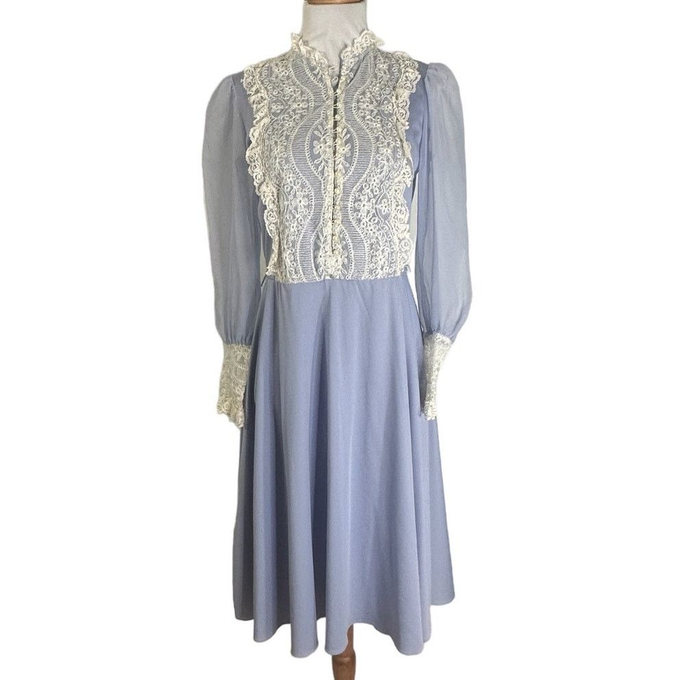 Vintage Vintage 1970s Periwinkle Blue Cottage Core Chiffon Dress M Size M / US 6-8 / IT 42-44 - 6 Thumbnail