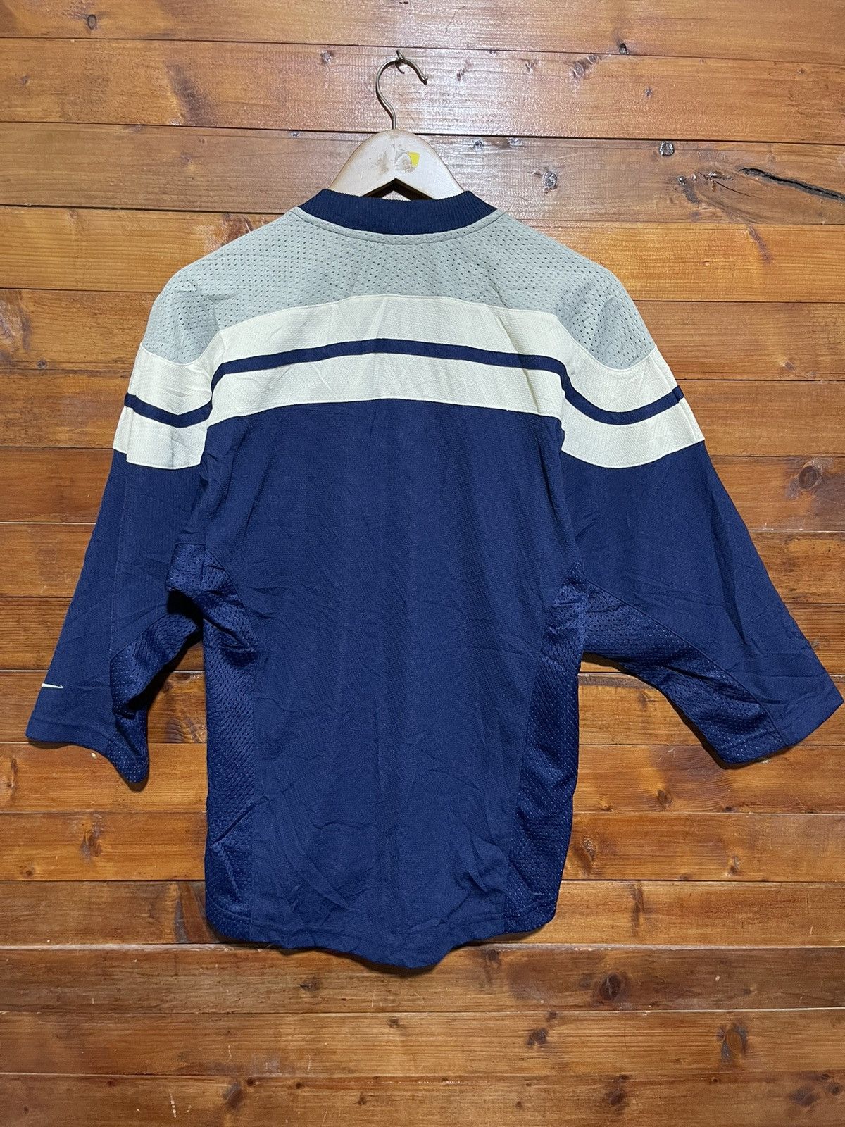NHL Vintage 90s nike NHL vancouver canucks hockey jersey Size US M / EU 48-50 / 2 - 2 Thumbnail