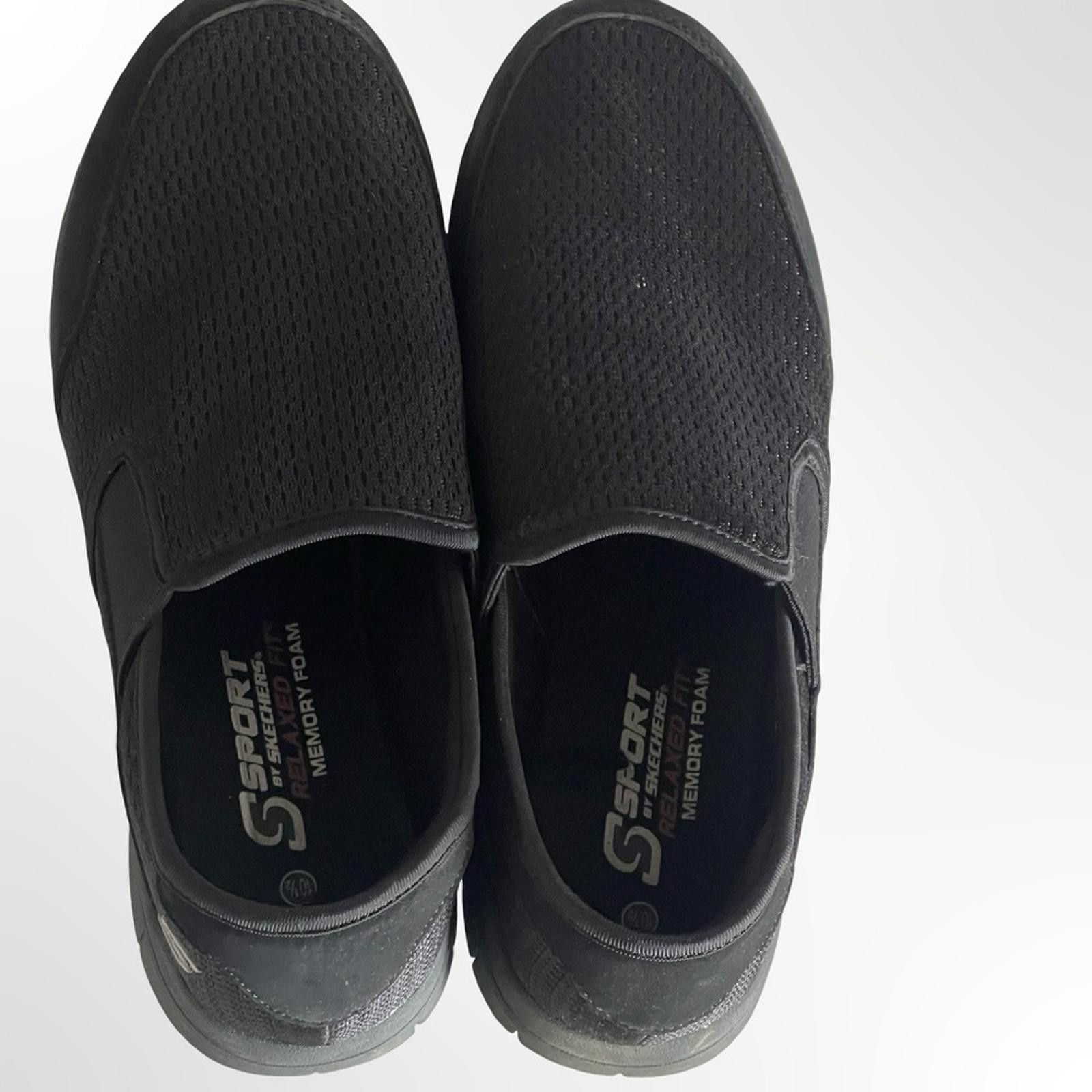 SKECHERS Skechers Men’s Slip-On Comfort Walk Shoes in many sizes Size US 10 / EU 43 - 4 Thumbnail