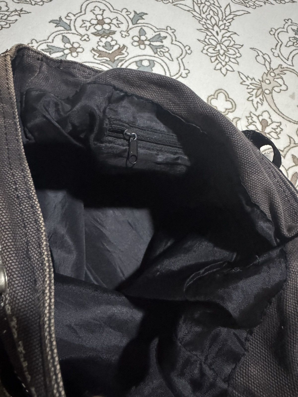 Hysteric Glamour × If Six Was Nine × In The Attic 🇨🇳 Poem Studded In The Attic Hysteric Inspired Sling Bag Size ONE SIZE - 8 Thumbnail