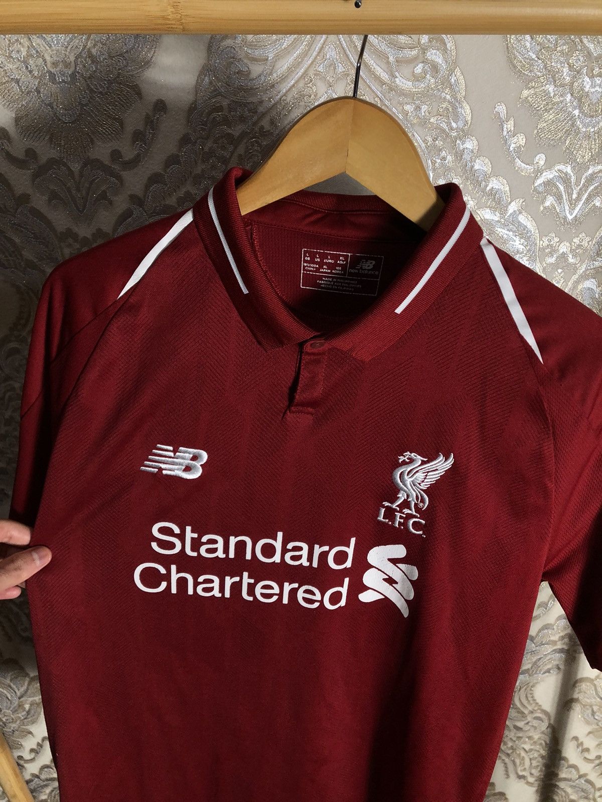 New Balance VINTAGE NEW BALANCE FC LIVERPOOL ENGLAND SOCCER JERSEY Y2K Size US L / EU 52-54 / 3 - 2 Thumbnail