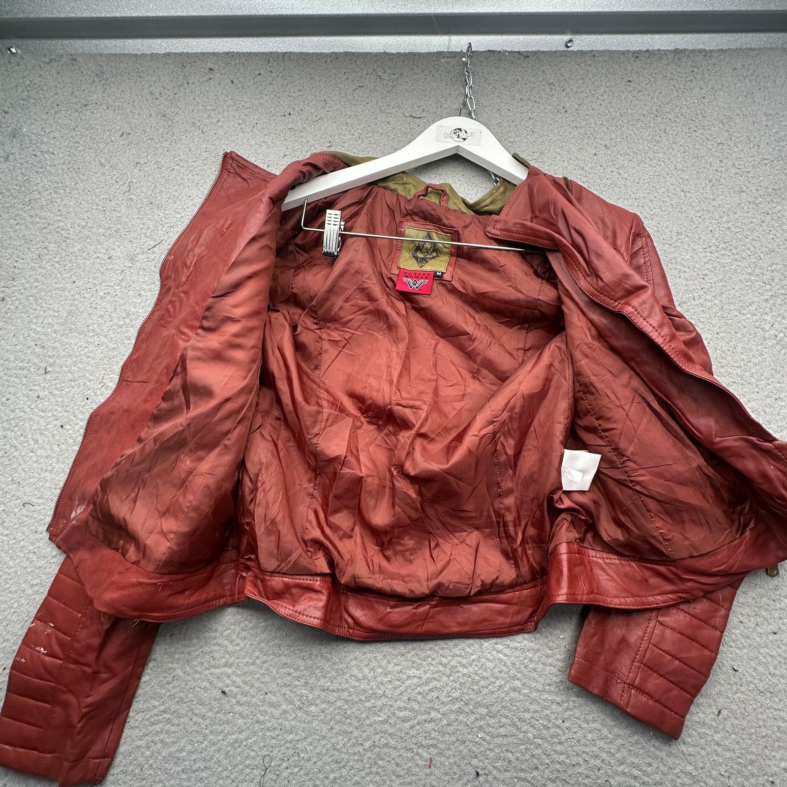DC Comics Wonder Woman Robe Factory Faux Leather Jacket Womens Medium Size M / US 6-8 / IT 42-44 - 12 Thumbnail