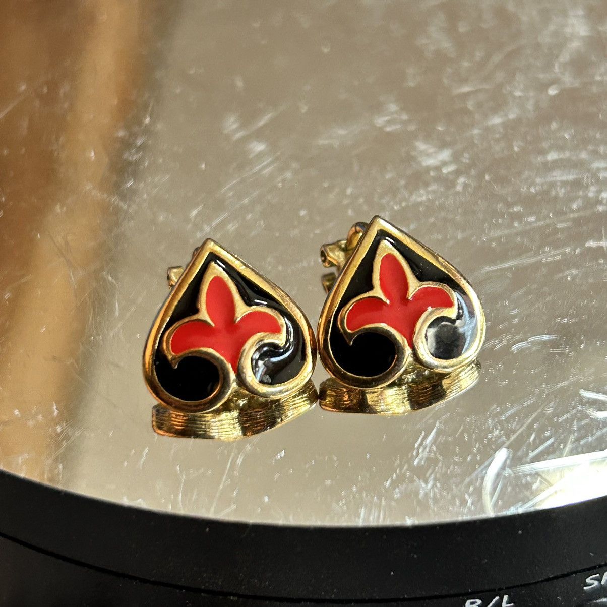Vintage Vintage fleur de lis crest enamel clip on earrings Size ONE SIZE - 5 Thumbnail