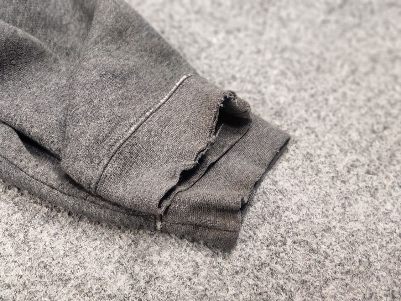 Nike Rare reworked nike skeleton Logo vintage Sweatshirt Y2K Size US L / EU 52-54 / 3 - 12 Thumbnail