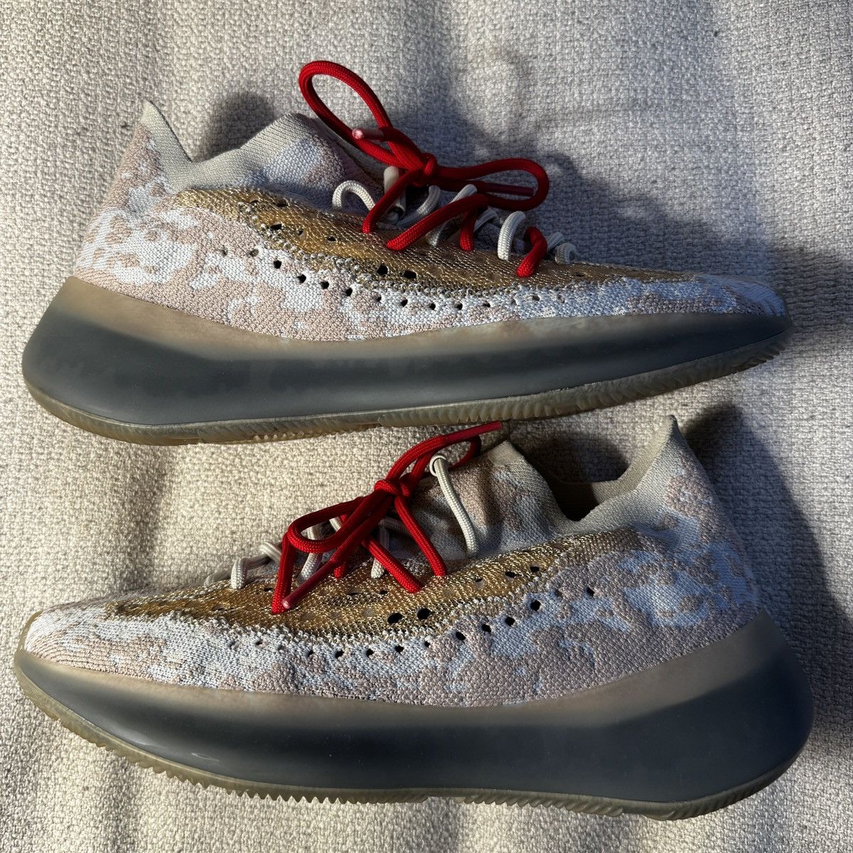 Adidas yeezy boost 380