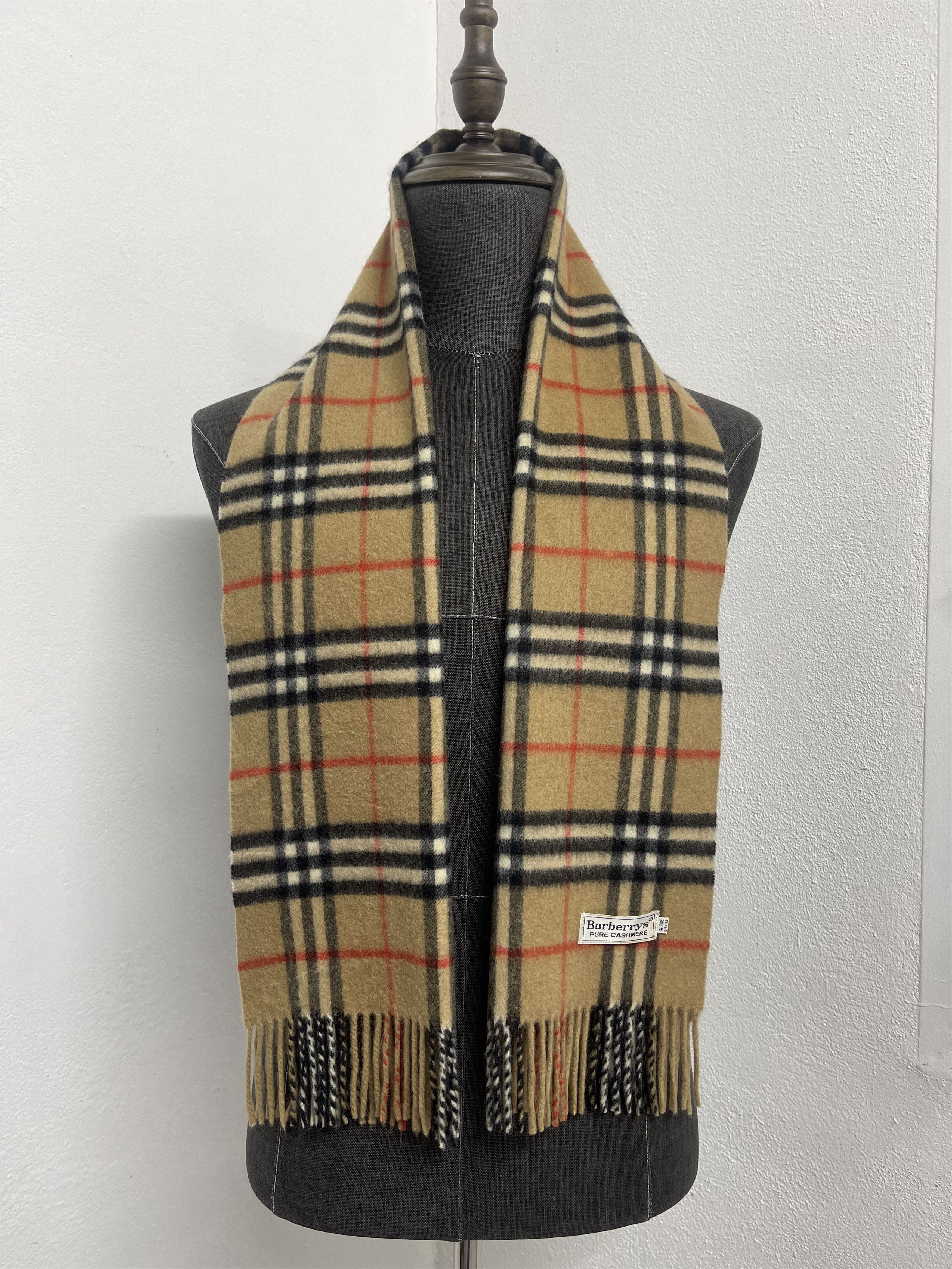 Burberry Vintage Burberrys Checkered Cashmere Scarf / Muffler - 6233 Size ONE SIZE - 1 Thumbnail