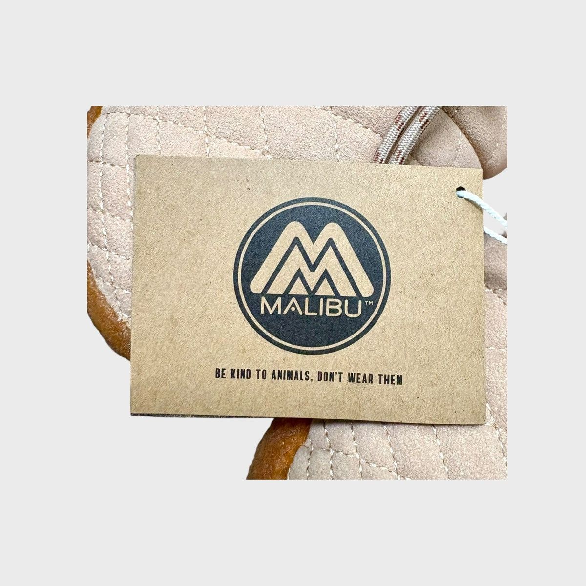 Malibu Sandals Malibu Women Quilted Fabric Little Dume Beige Boots Sz 7 Size US 7 / IT 37 - 11 Thumbnail
