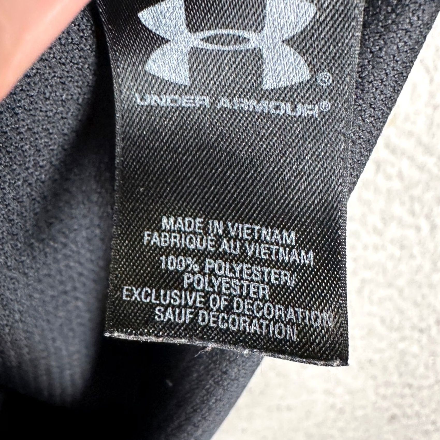 Under Armour Under Armour All Season Gear Full Zip Jacket Mens Medium Black Activewear Outdoor Casual Breathable Pockets Zip Size US M / EU 48-50 / 2 - 5 Thumbnail