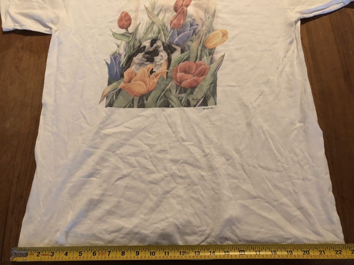 Vintage Vintage 90s Rabbit Among Tulips T Shirt S/XL Size US XL / EU 56 / 4 - 5 Thumbnail