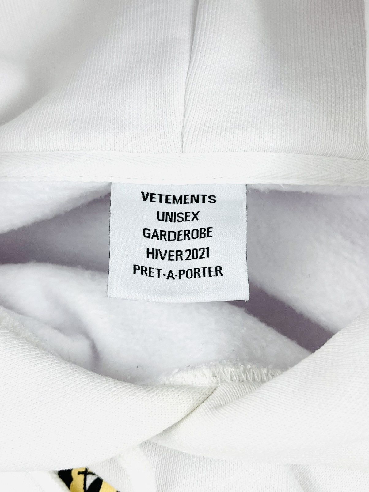 Vetements AW20 Vetements Love Is Us Minikim Holland Hoodie White Size US S / EU 44-46 / 1 - 6 Thumbnail