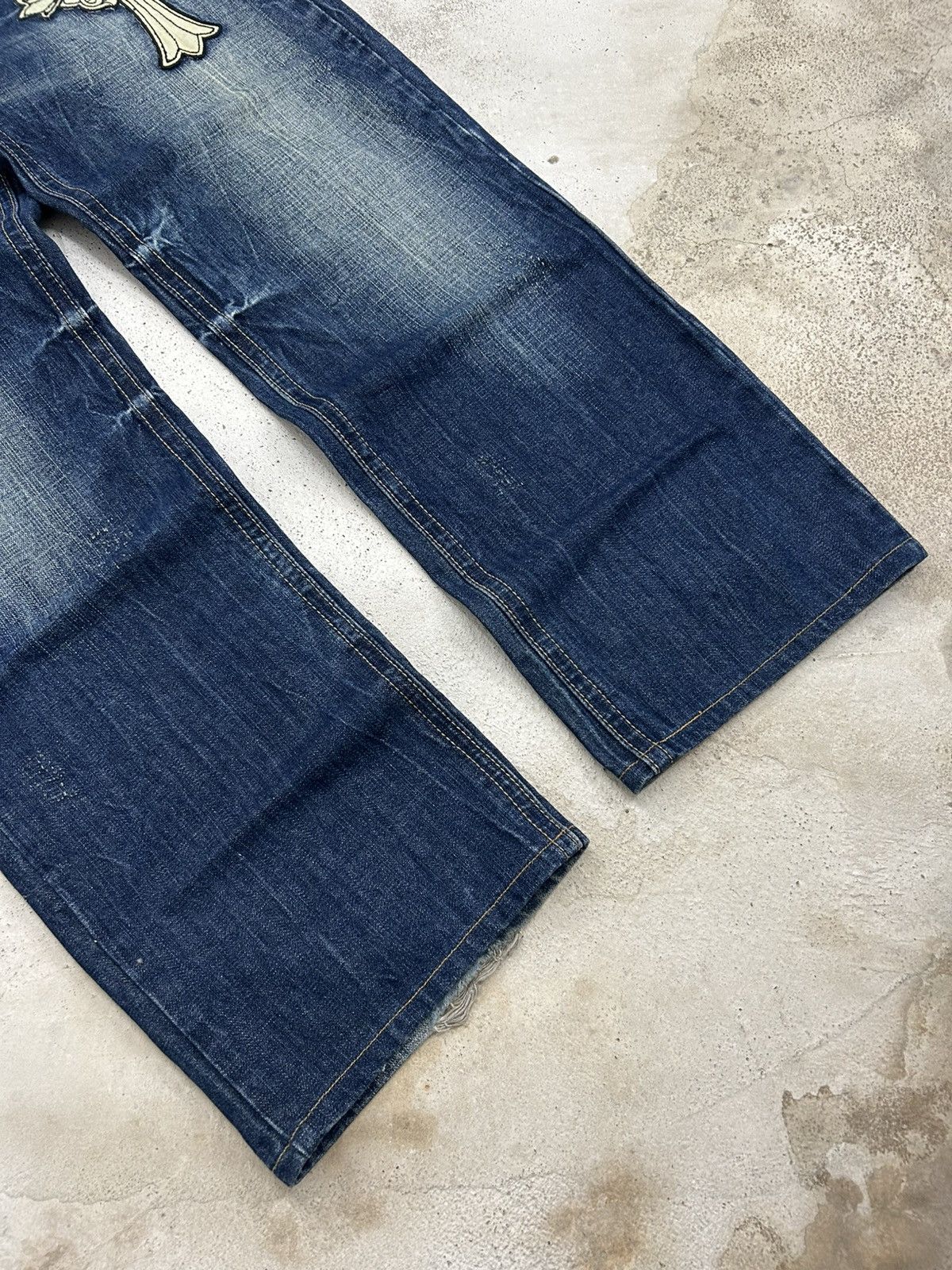 Le Grande Bleu (L.G.B.) Baggy Embroidered Jeans Be Ambition Brand Design Cross Patch Size US 34 / EU 50 - 4 Thumbnail