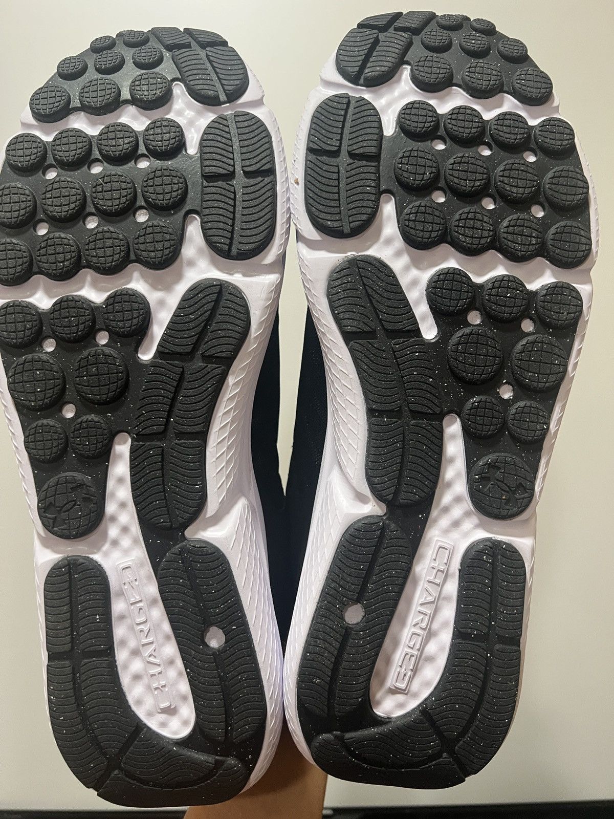Under Armour SIZE 14 - Under Armour Charged Assert 10 Size US 14 / EU 47 - 8 Thumbnail