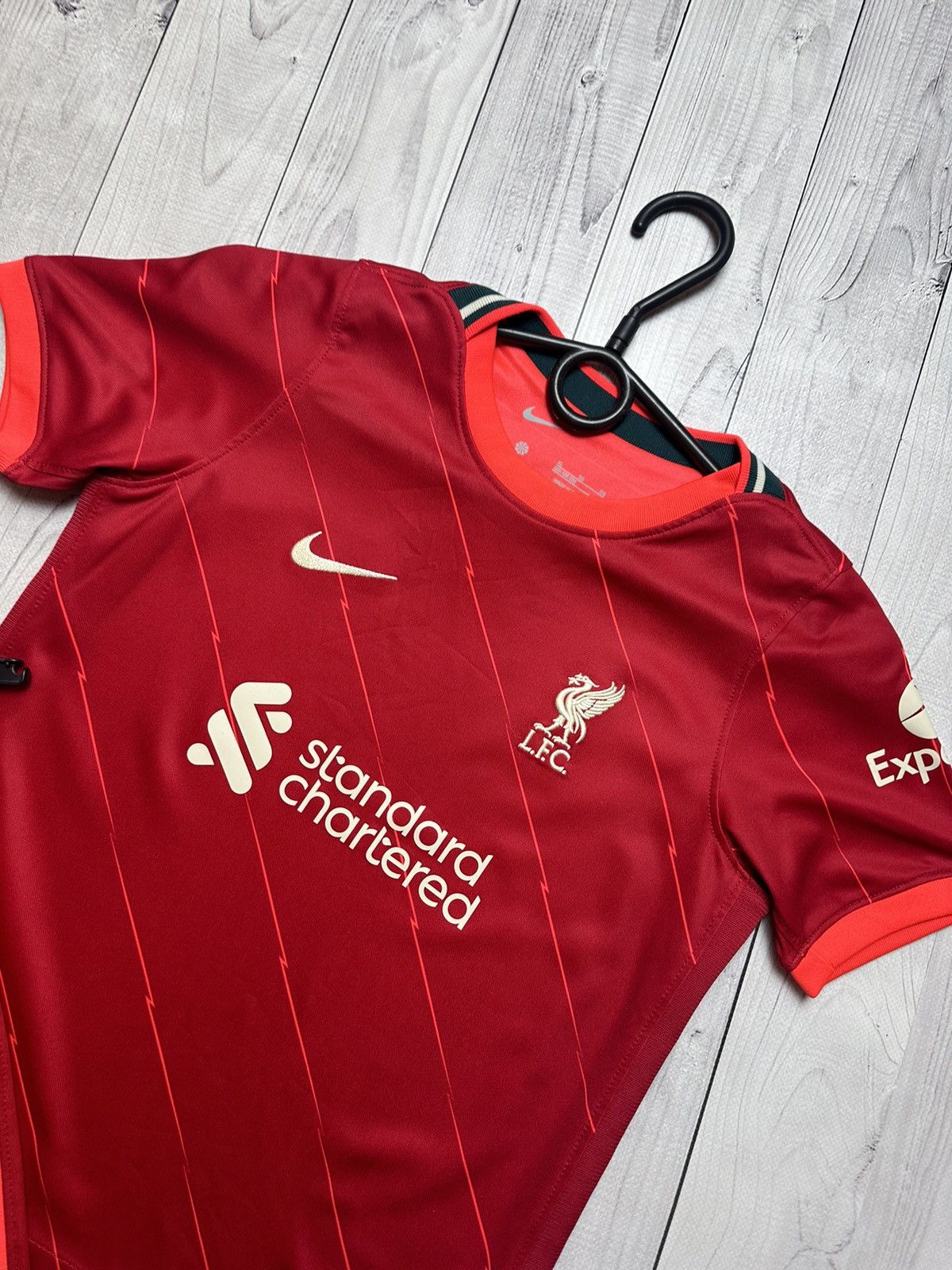 Nike Nike Liverpool soccer jersey suit Kids Size 128cm Size US XXS / EU 40 - 3 Thumbnail