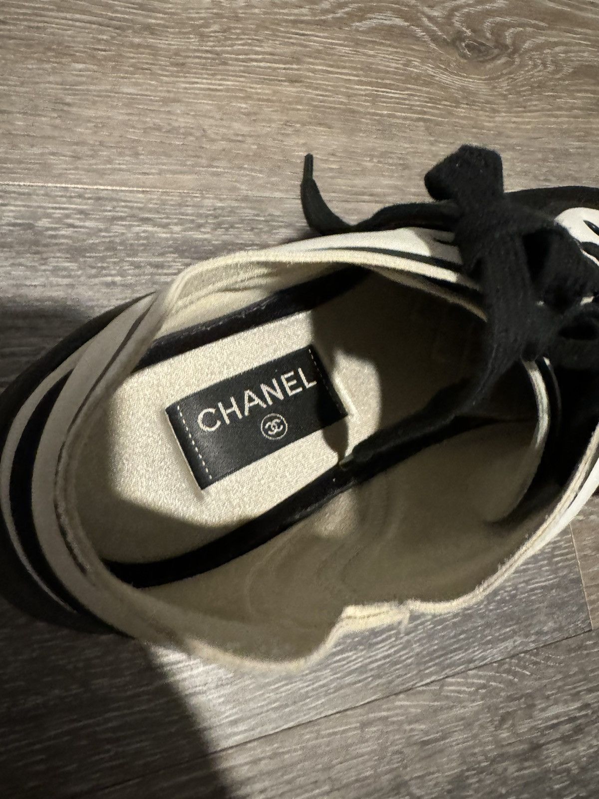 Chanel Chanel CC Logo Sneakers Size US 9 / EU 42 - 6 Thumbnail
