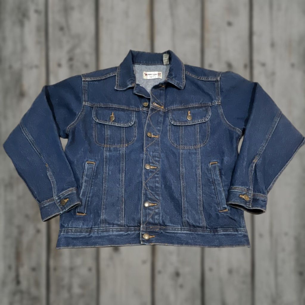 Wrangler Wrangler Rugged Wear Denim Jacket Men M Blue RJK30AN Trucker Dark Bomber Jacket Jeans Style Size US 31 - 1 Thumbnail
