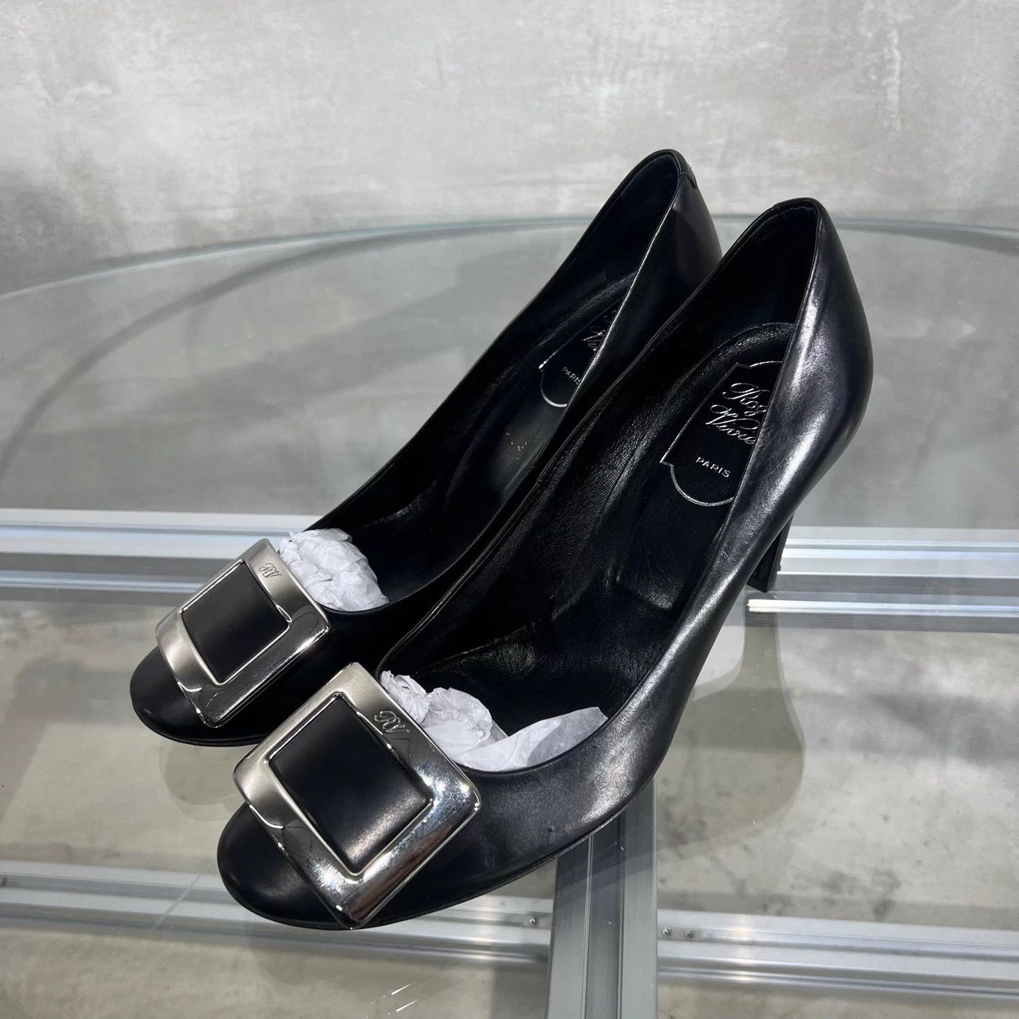 Roger Vivier RV Trompette Patent Leather Square Toe Black 37.5 Size US 6.5 / IT 36.5 - 2 Thumbnail