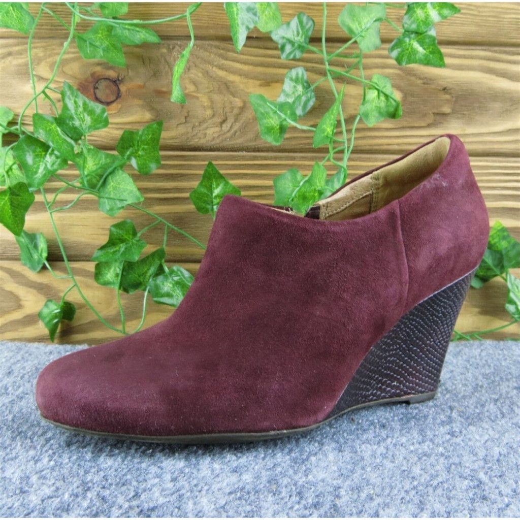 Clarks Clarks Purple Leather Booties Wedge Ankle Boots Zip Up 8.5 Size US 8.5 / IT 38.5 - 1 Thumbnail