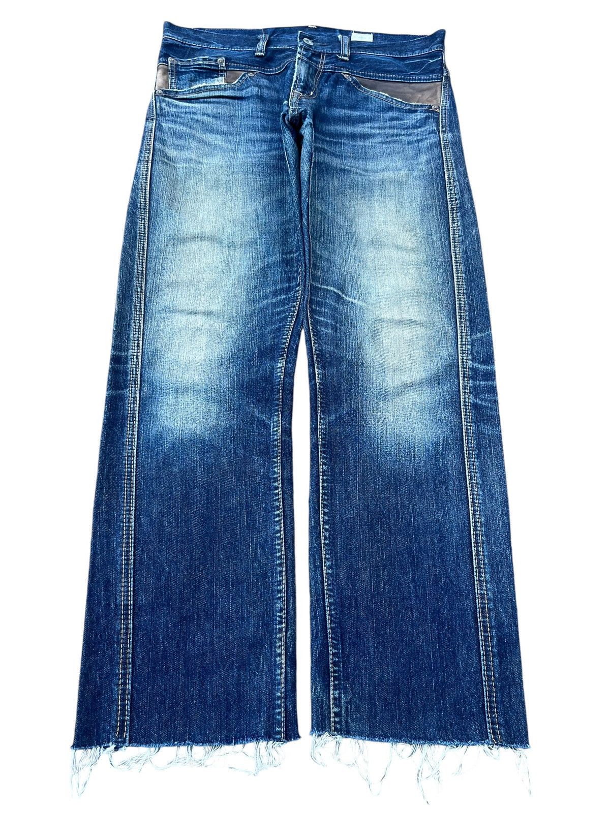 Designer × Nepenthes × URBAN RESEARCH DOORS Vintage Urban Research Blue Monark Frayed Leg Straight Jeans Size US 32 / EU 48 - 1 Thumbnail
