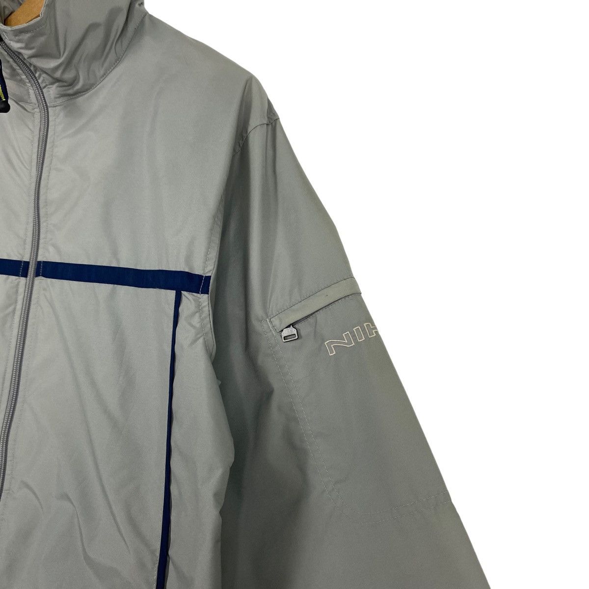 Nike VINTAGE NIKE ZIPPER LIGHT JACKET Size US M / EU 48-50 / 2 - 6 Thumbnail