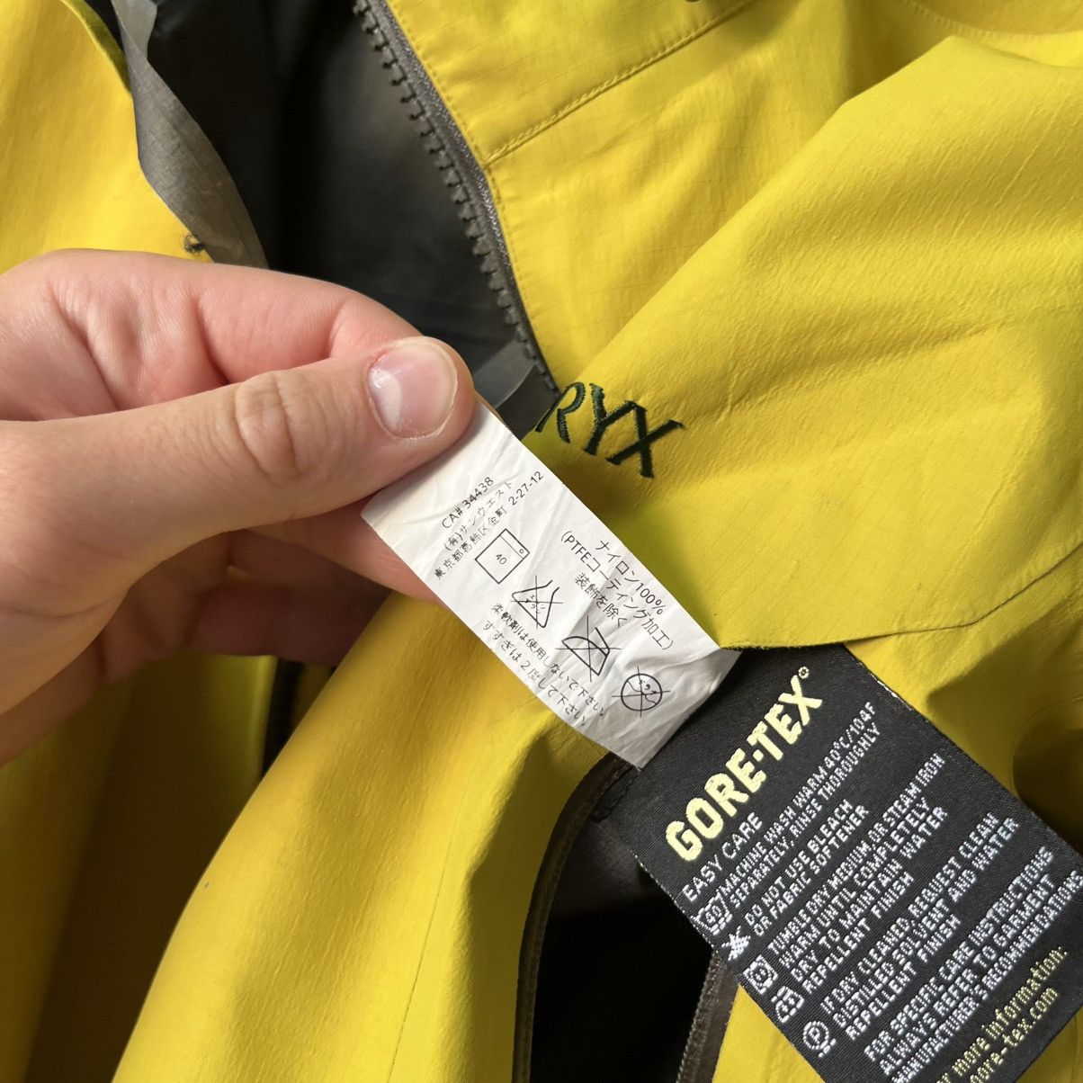 Arc'teryx Rare Vintage Arcteryx Jacket Gore Tex Mens Size US S / EU 44-46 / 1 - 17 Thumbnail
