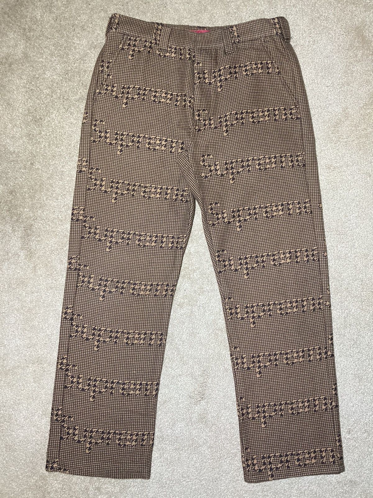 Image of Fw20 Supreme Brown Houndstooth Logo Pants 30 2020 Graphic Og, Men's