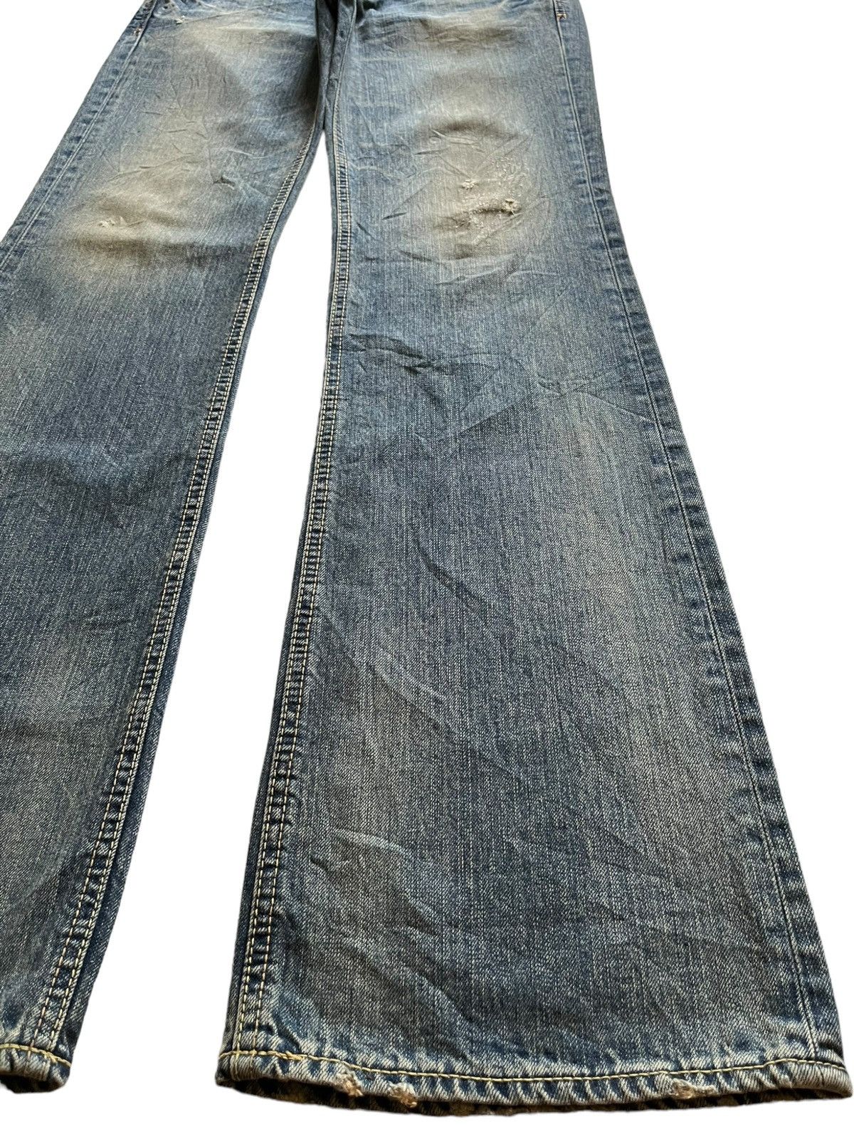 Japanese Brand Vintage Japanese Brand Mud Wash Distressed Flare Jeans Size 32" / US 10 / IT 46 - 7 Thumbnail