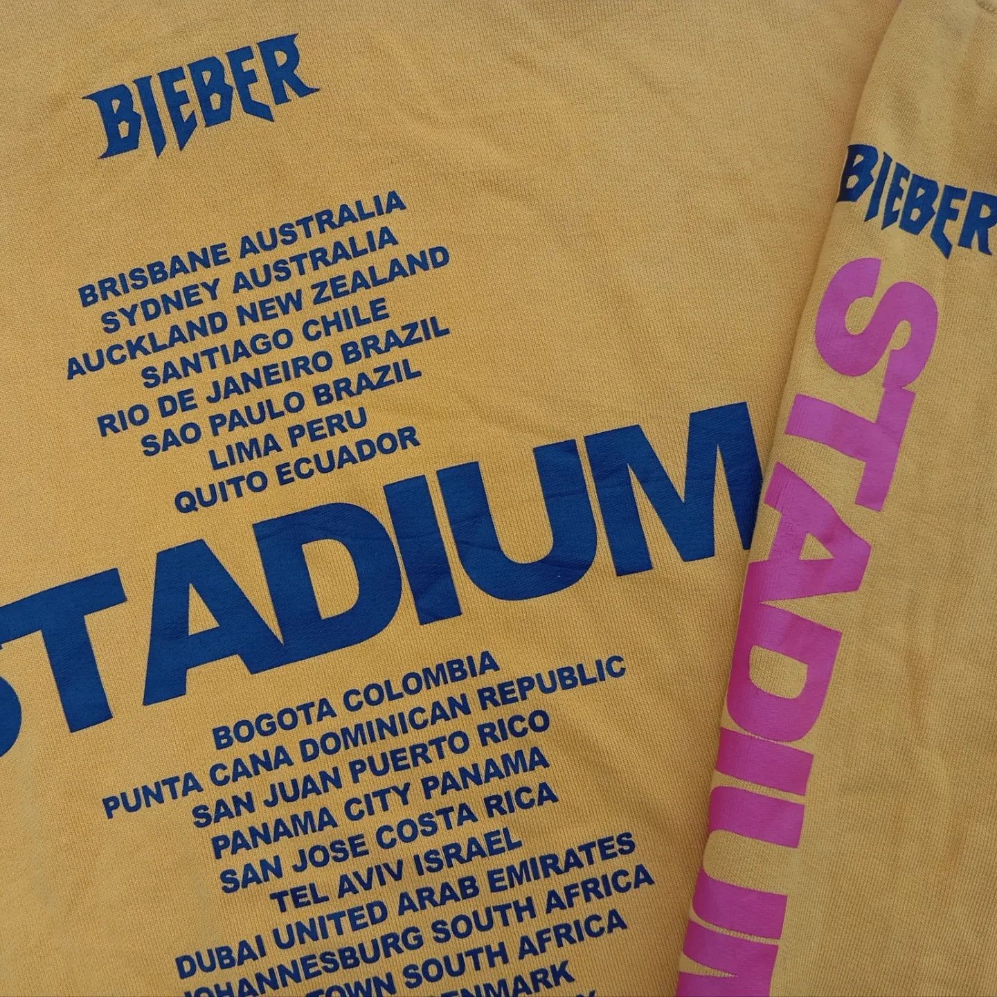 Justin Bieber Justin Bieber Stadium Tour 2017 🏟️🎤 Hoodie Size US XL / EU 56 / 4 - 1 Thumbnail
