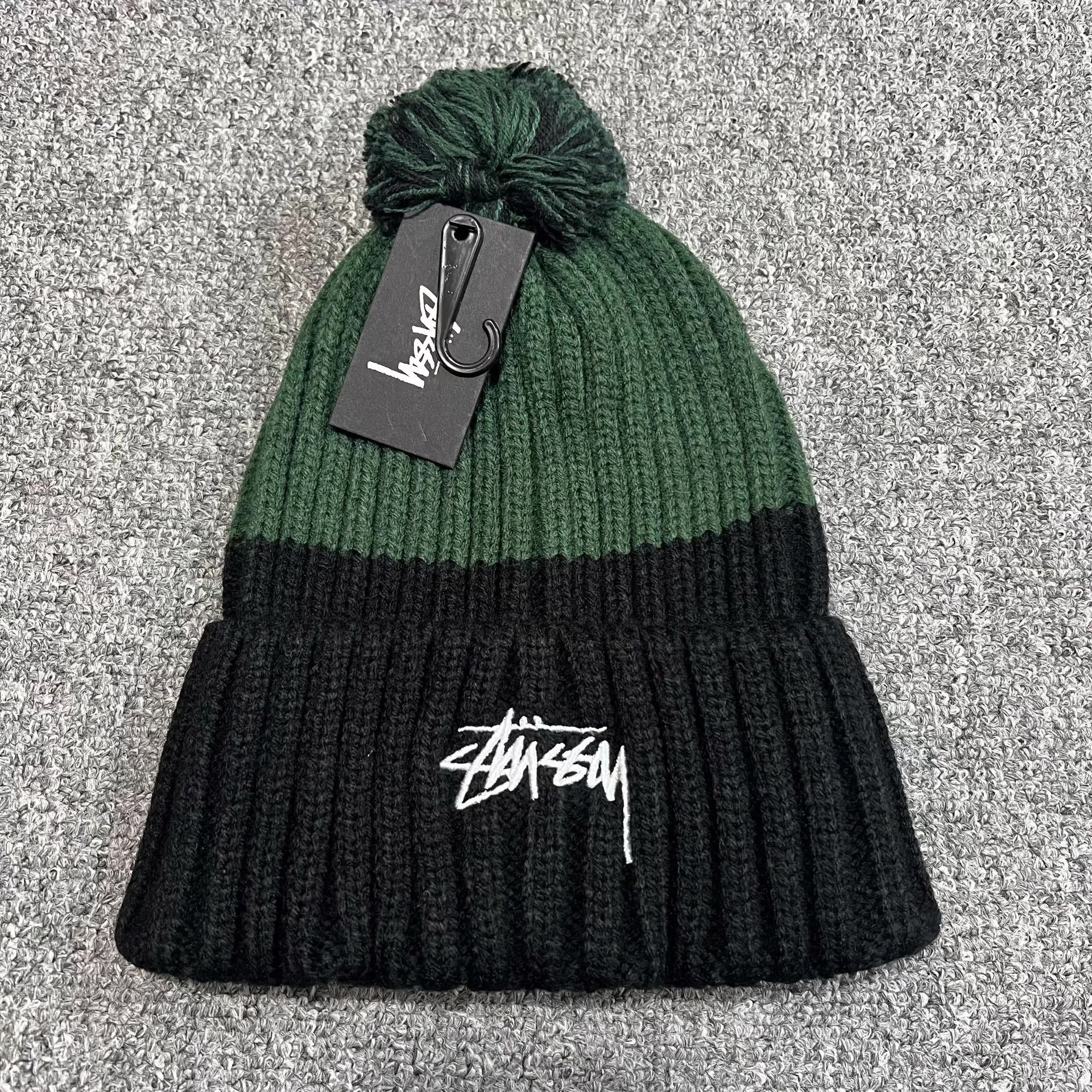 Stussy Stussy color-block embroidered knit beanie Q7 Size ONE SIZE - 1 Thumbnail