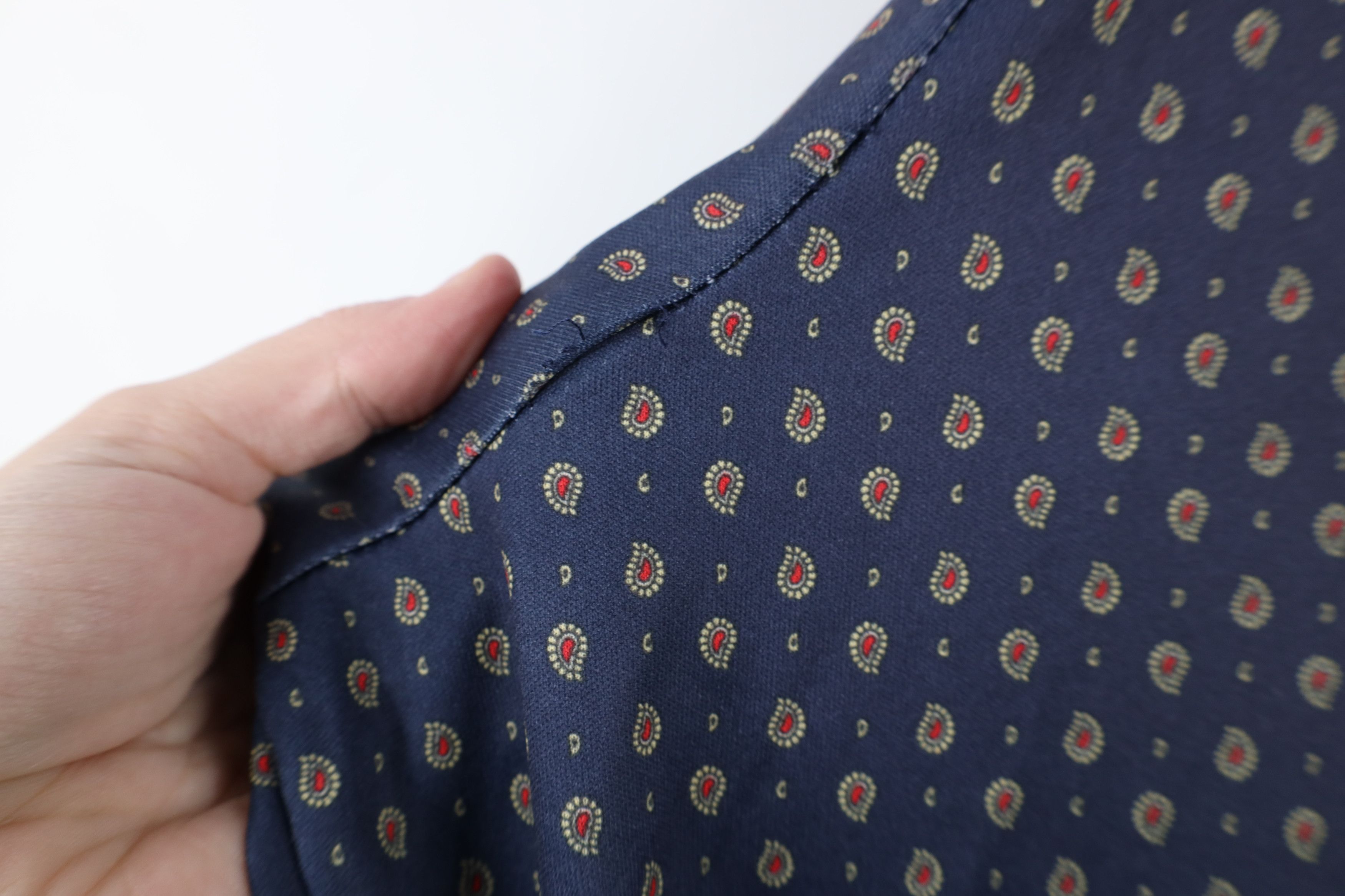 Vintage Vintage 70s Streetwear Paisley Collared Button Shirt USA Size US L / EU 52-54 / 3 - 7 Thumbnail