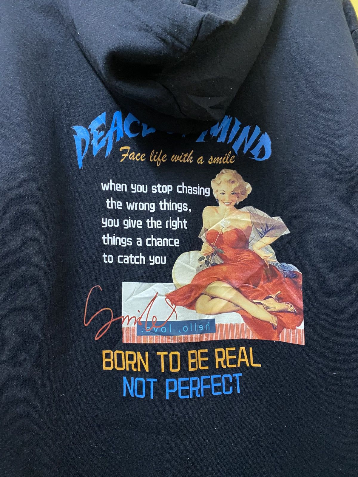 Shein Shein Peace Of Mind Hodie Black Colour Size US M / EU 48-50 / 2 - 5 Thumbnail