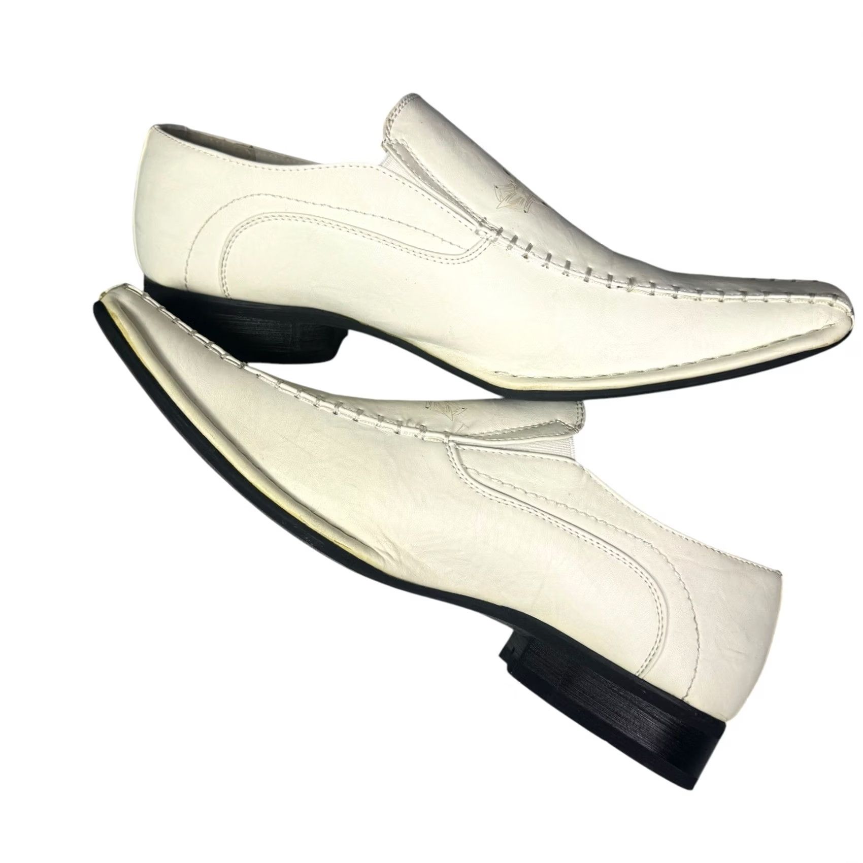 Vintage B B & W Loafer White Leather Handmade Cross Stitched Preppy Casual Church Mens 9 Size US 9 / EU 42 - 5 Thumbnail